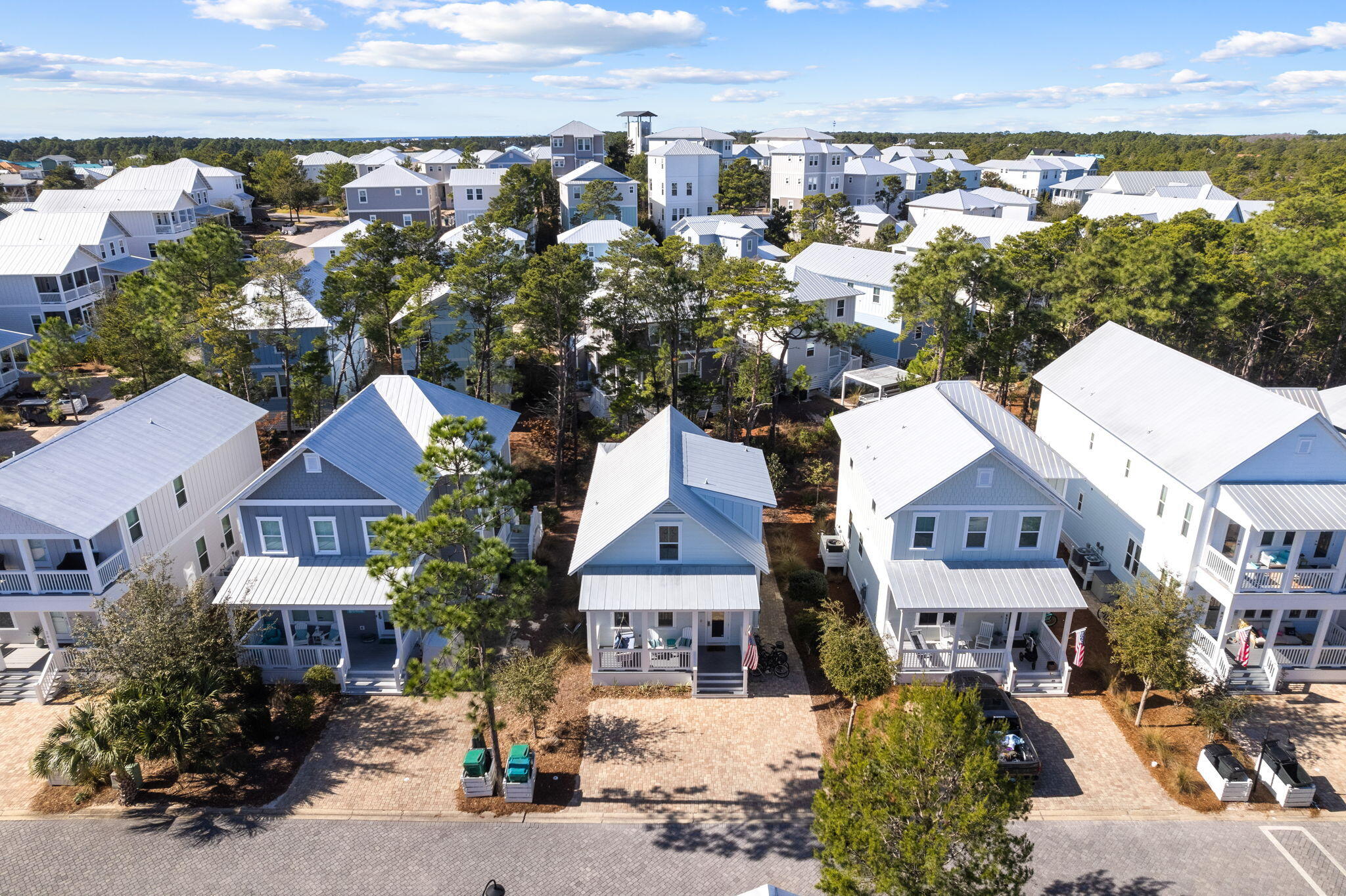 HIGHLAND PARKS - Residential