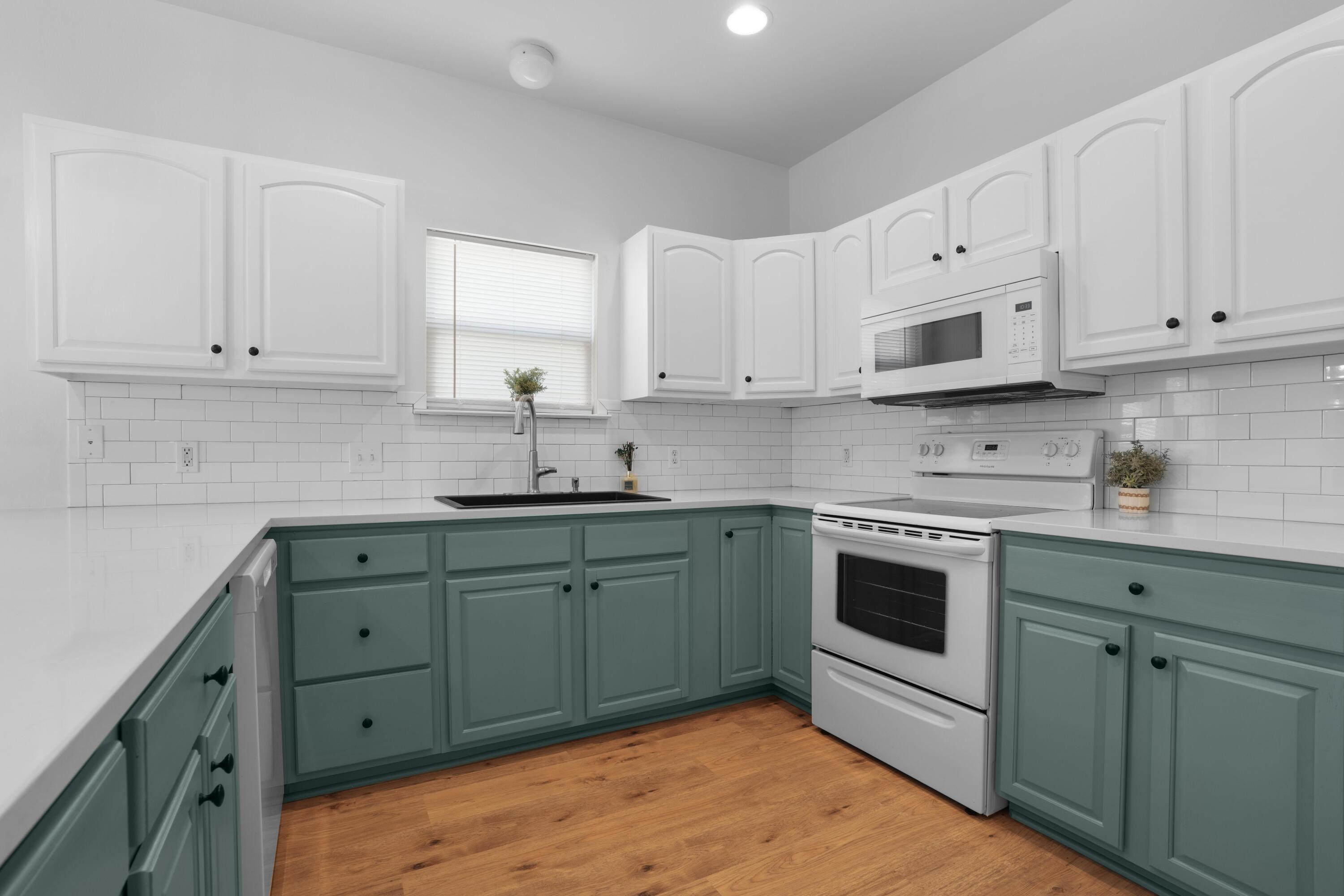 ENCHANTED ESTATES - Residential