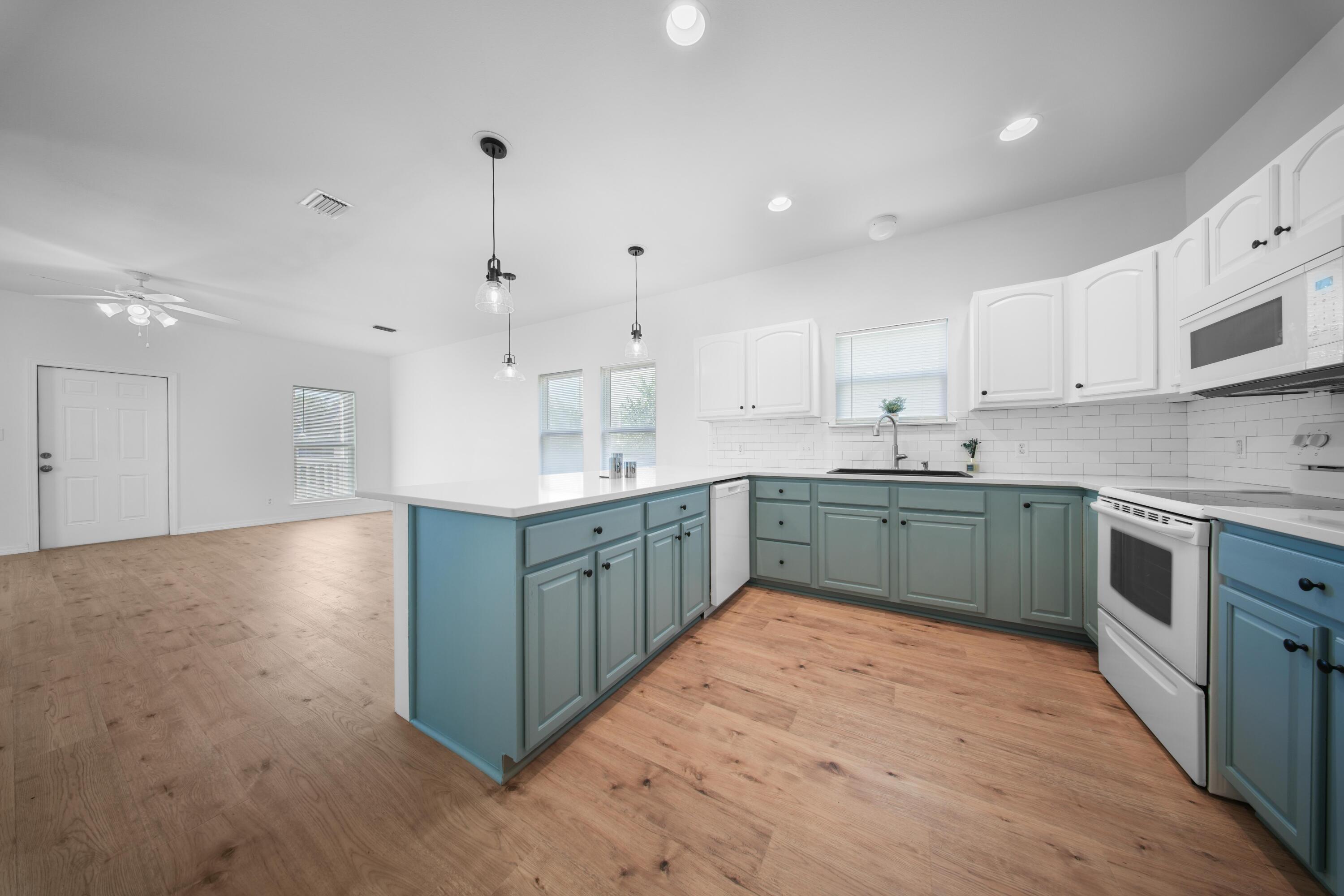 ENCHANTED ESTATES - Residential