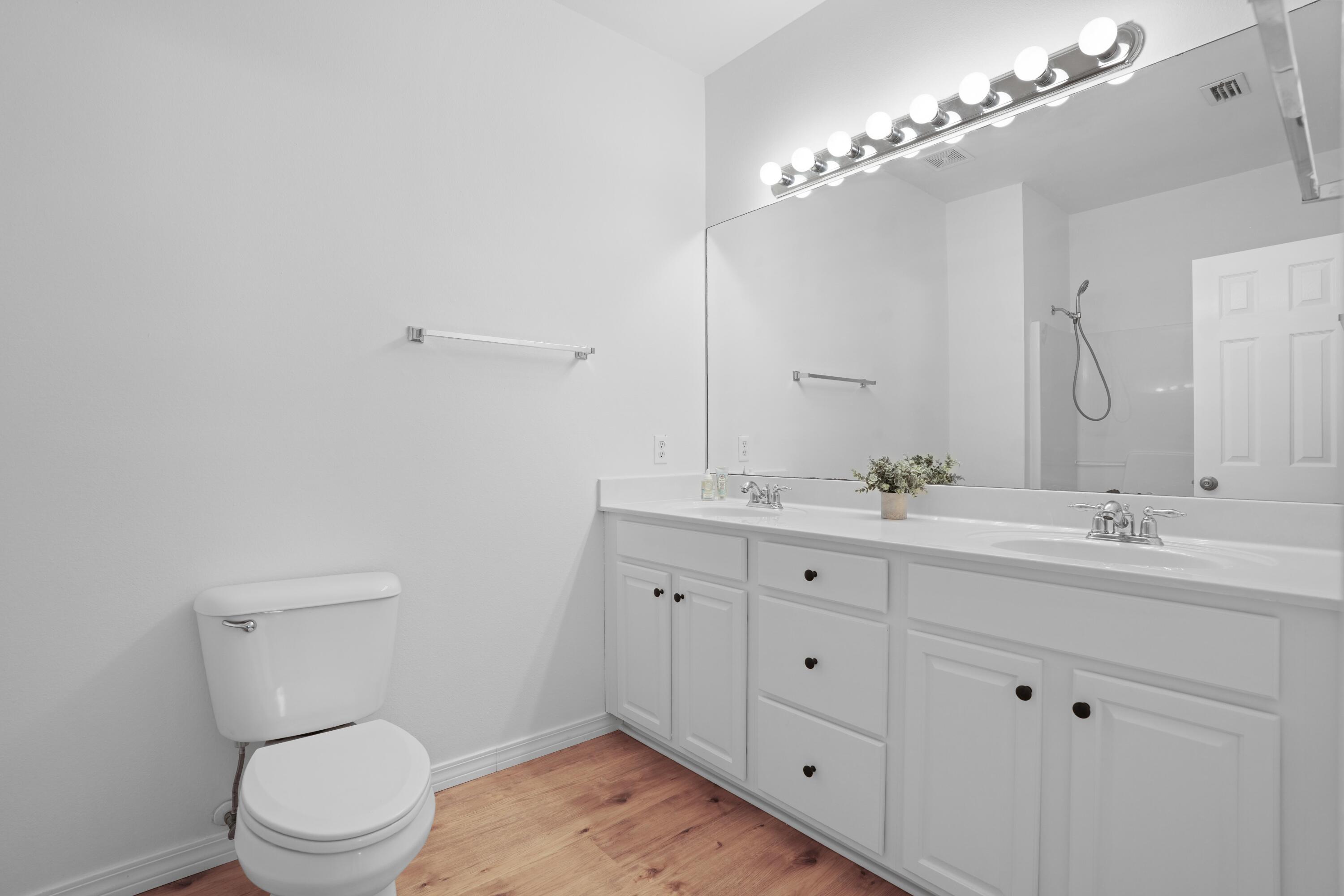 ENCHANTED ESTATES - Residential