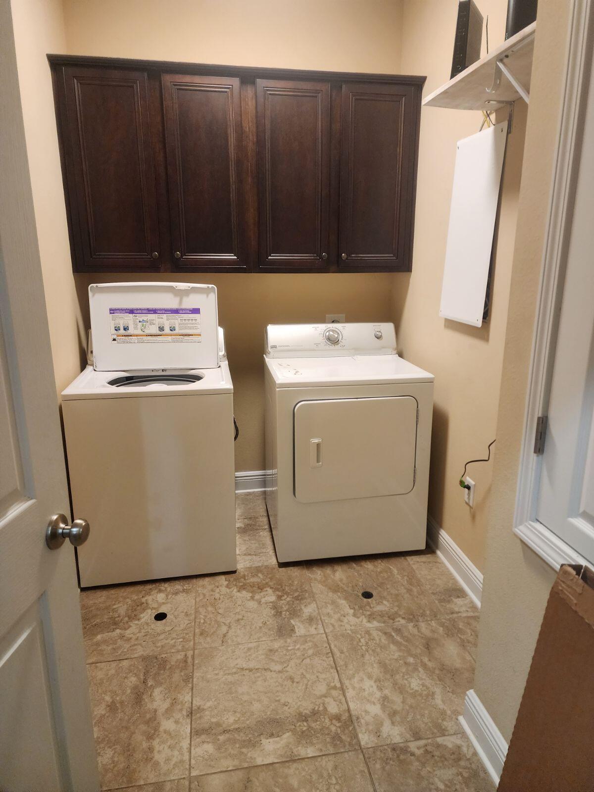 HAMMOCK BAY - Residential Lease