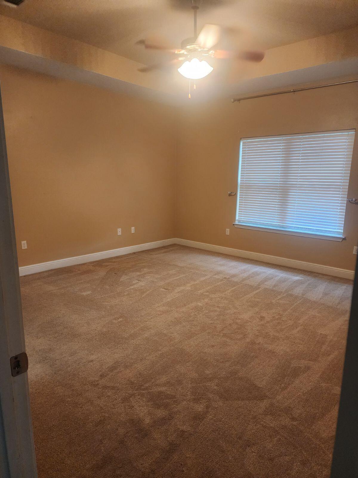 HAMMOCK BAY - Residential Lease