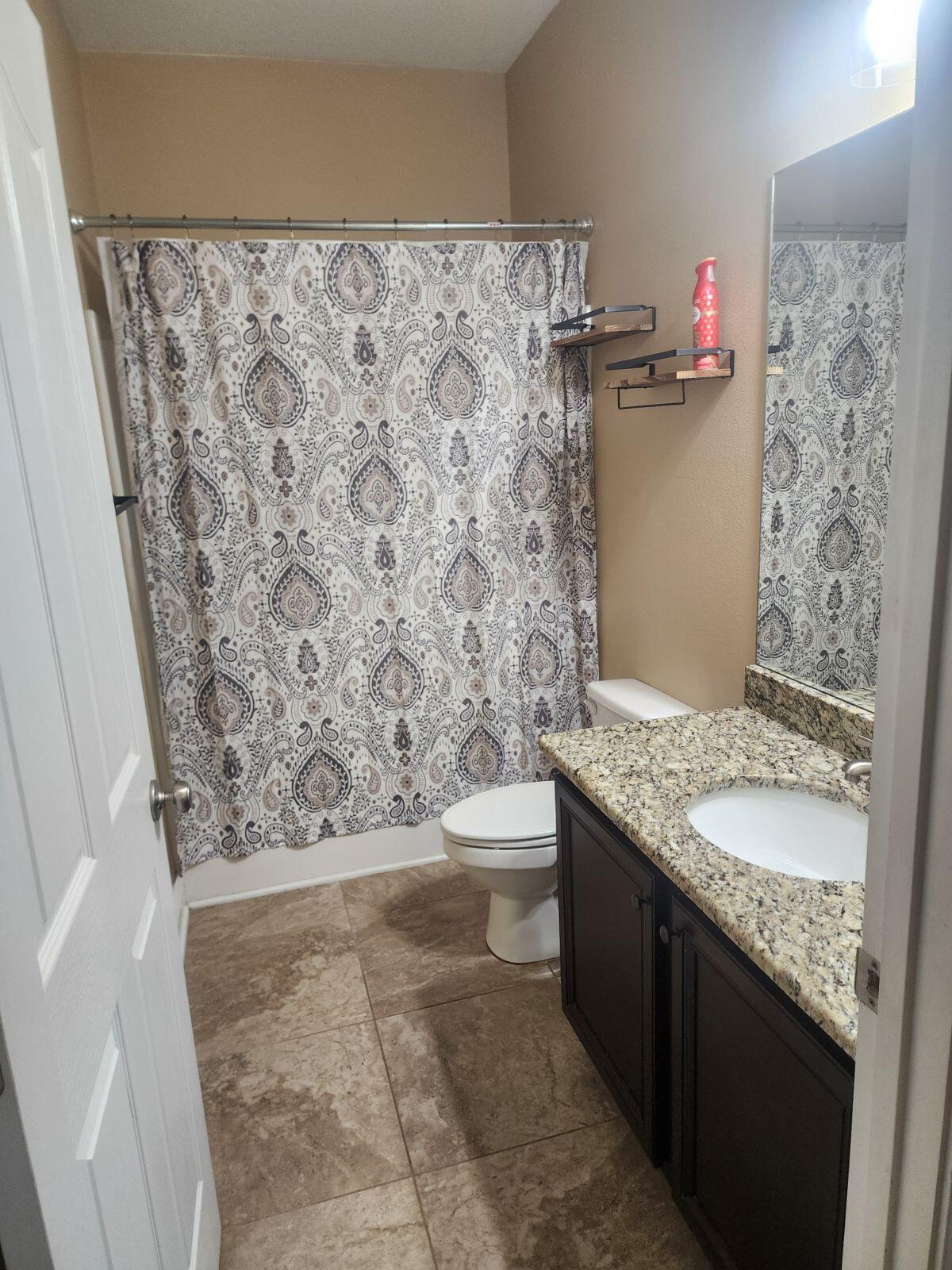 HAMMOCK BAY - Residential Lease