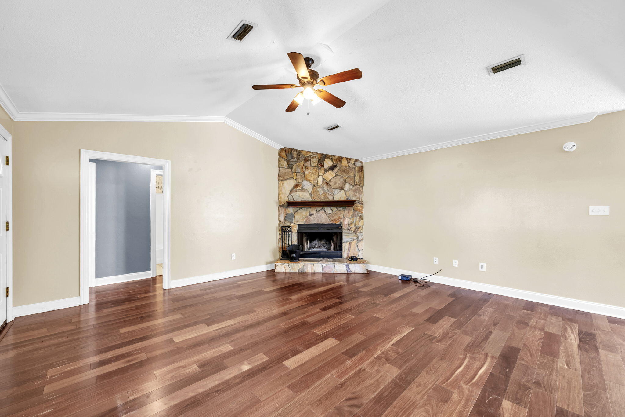 FOX DEN VILLAGES - Residential