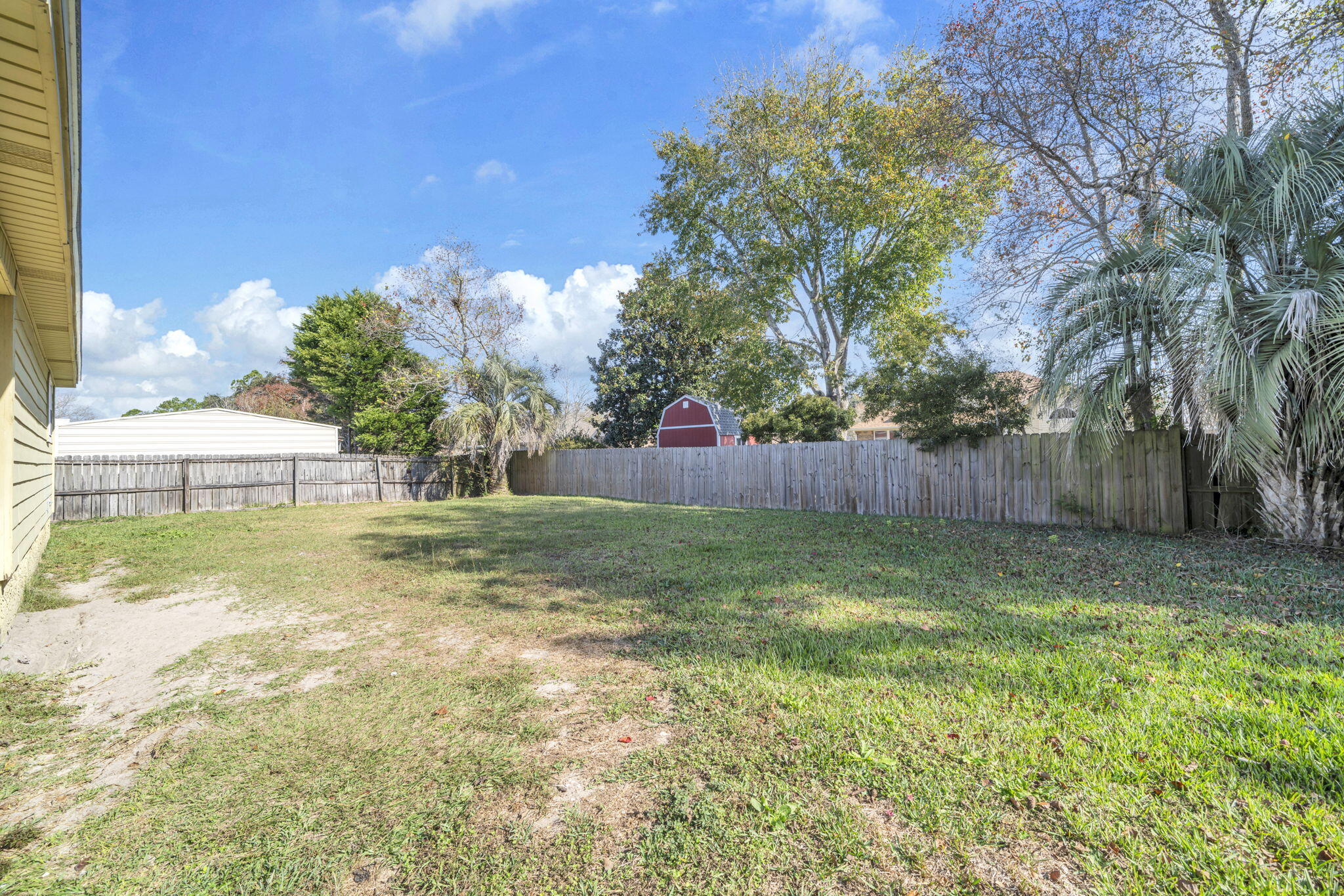 FOX DEN VILLAGES - Residential