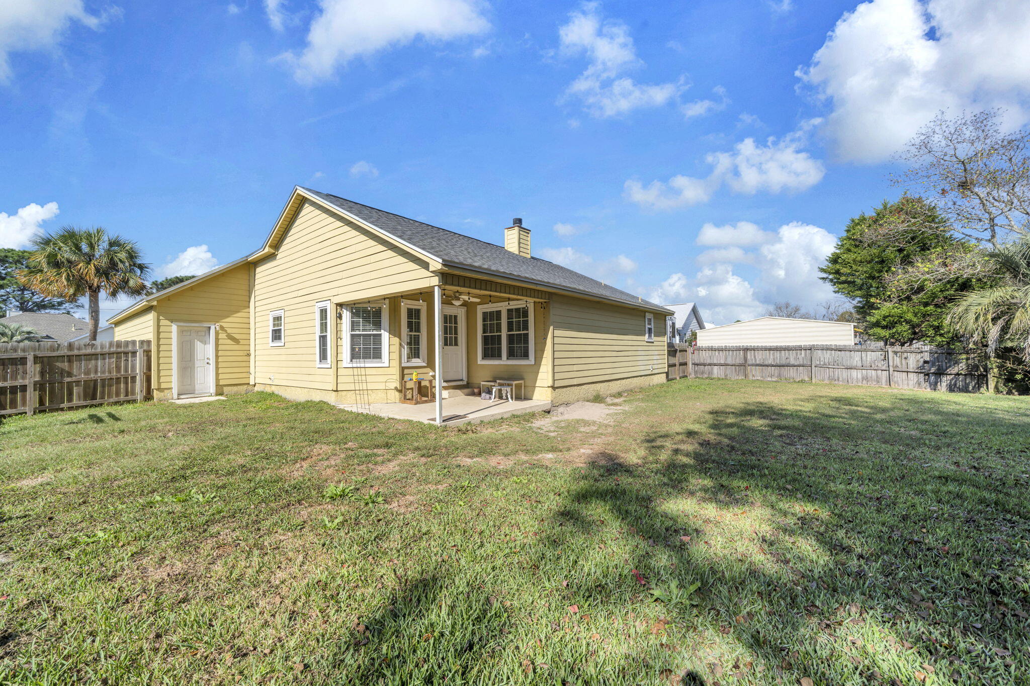 FOX DEN VILLAGES - Residential