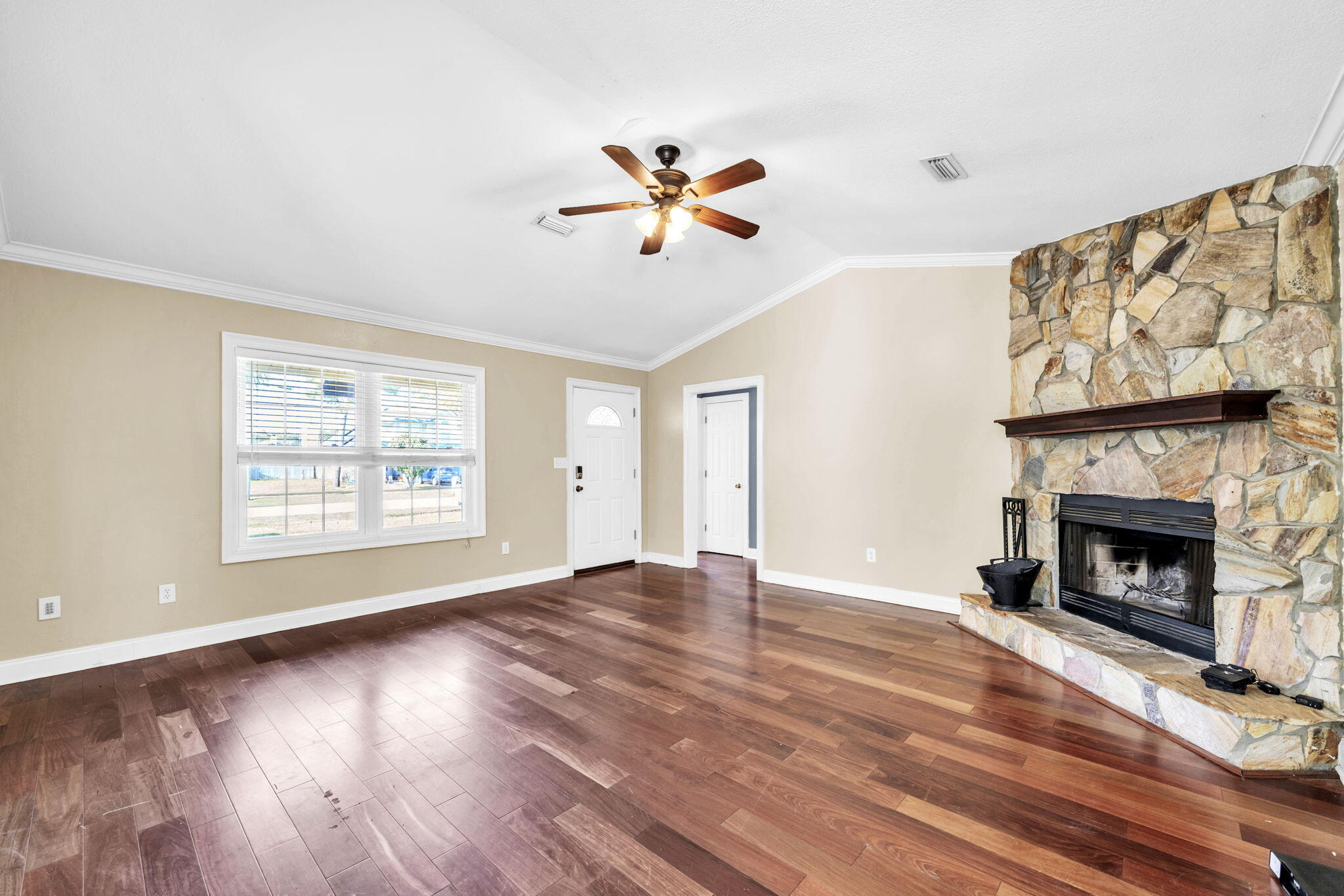 FOX DEN VILLAGES - Residential