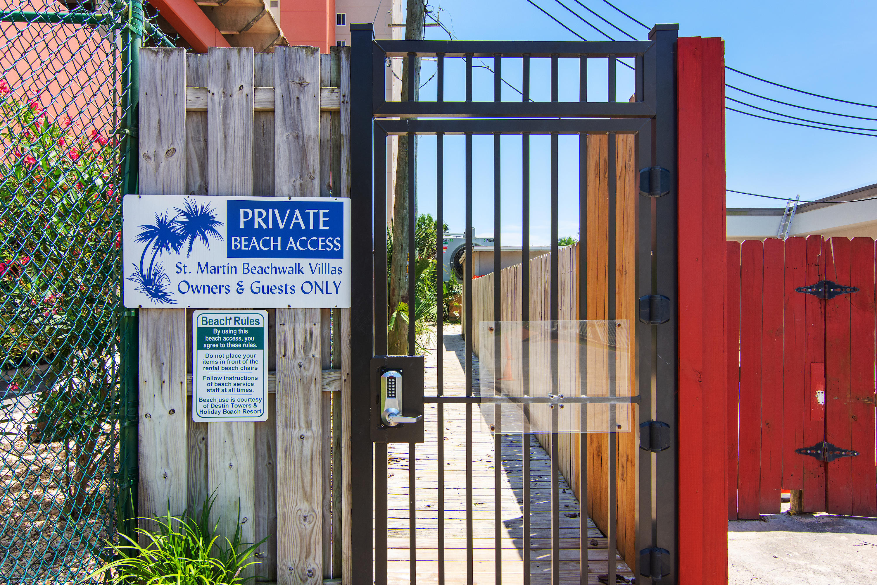 ST MARTIN BEACHWALK VILLAS - Residential