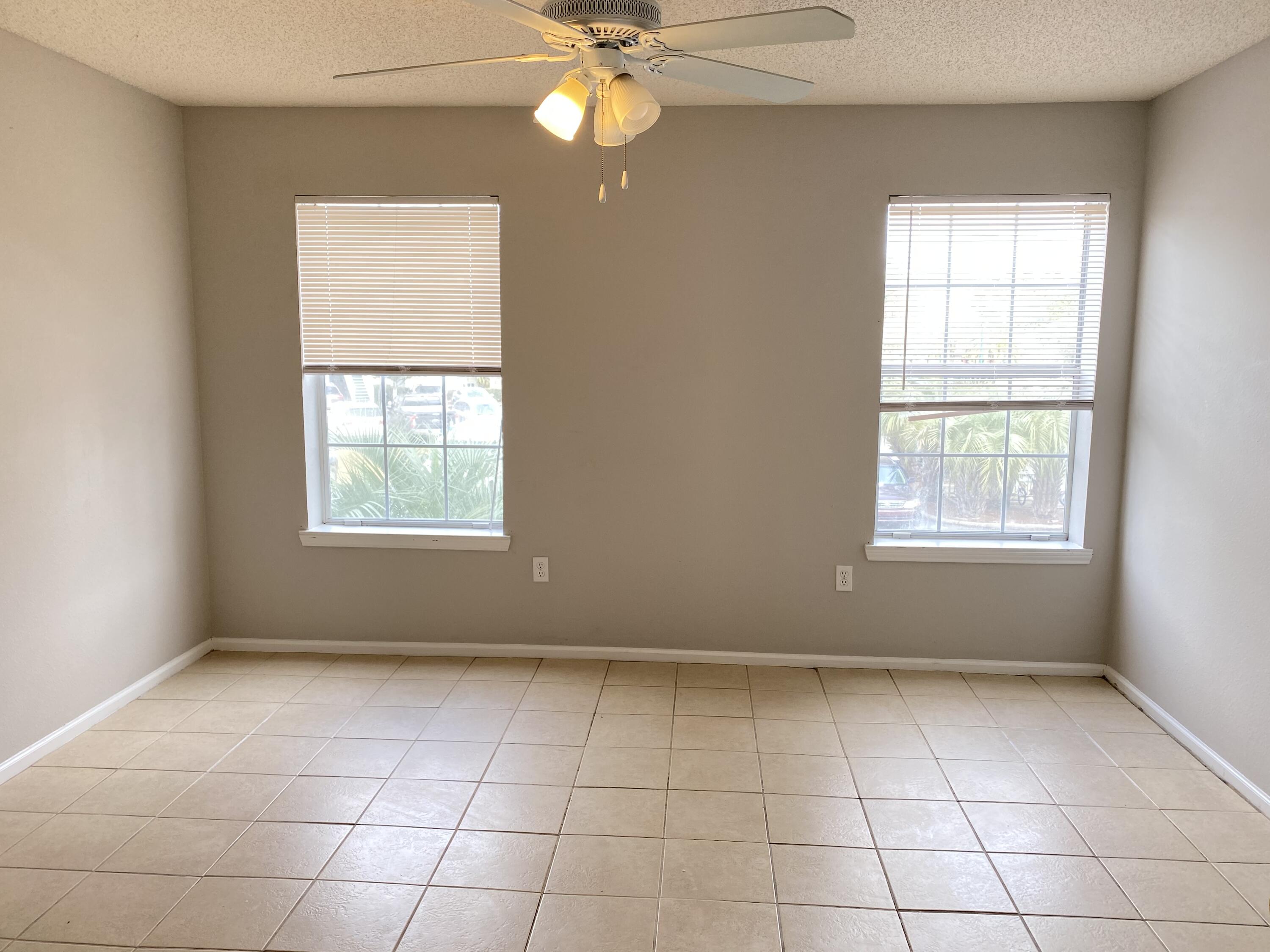 INDIAN LAKE - Residential Lease