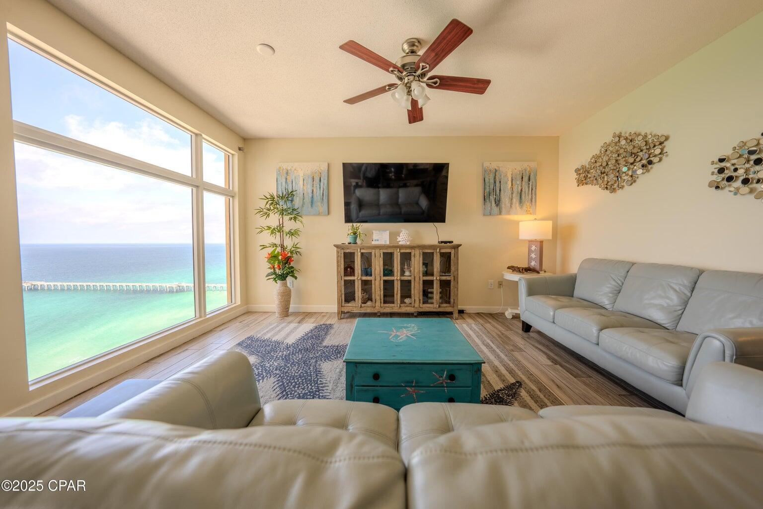 STERLING REEF - Residential