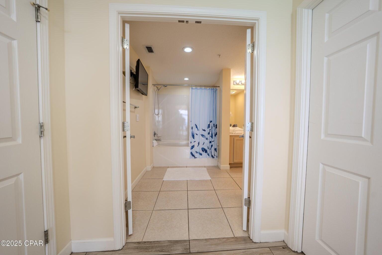 STERLING REEF - Residential