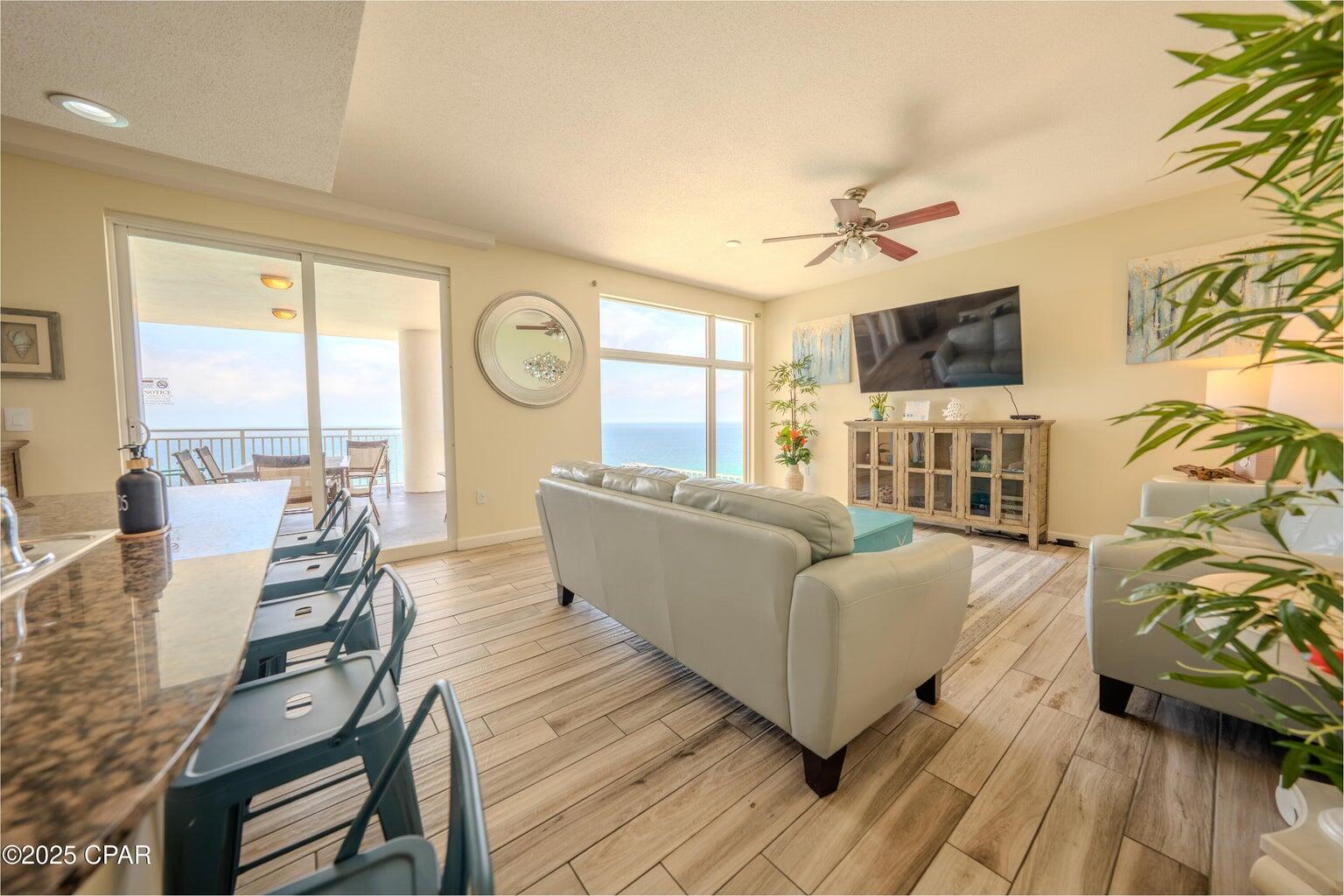 STERLING REEF - Residential