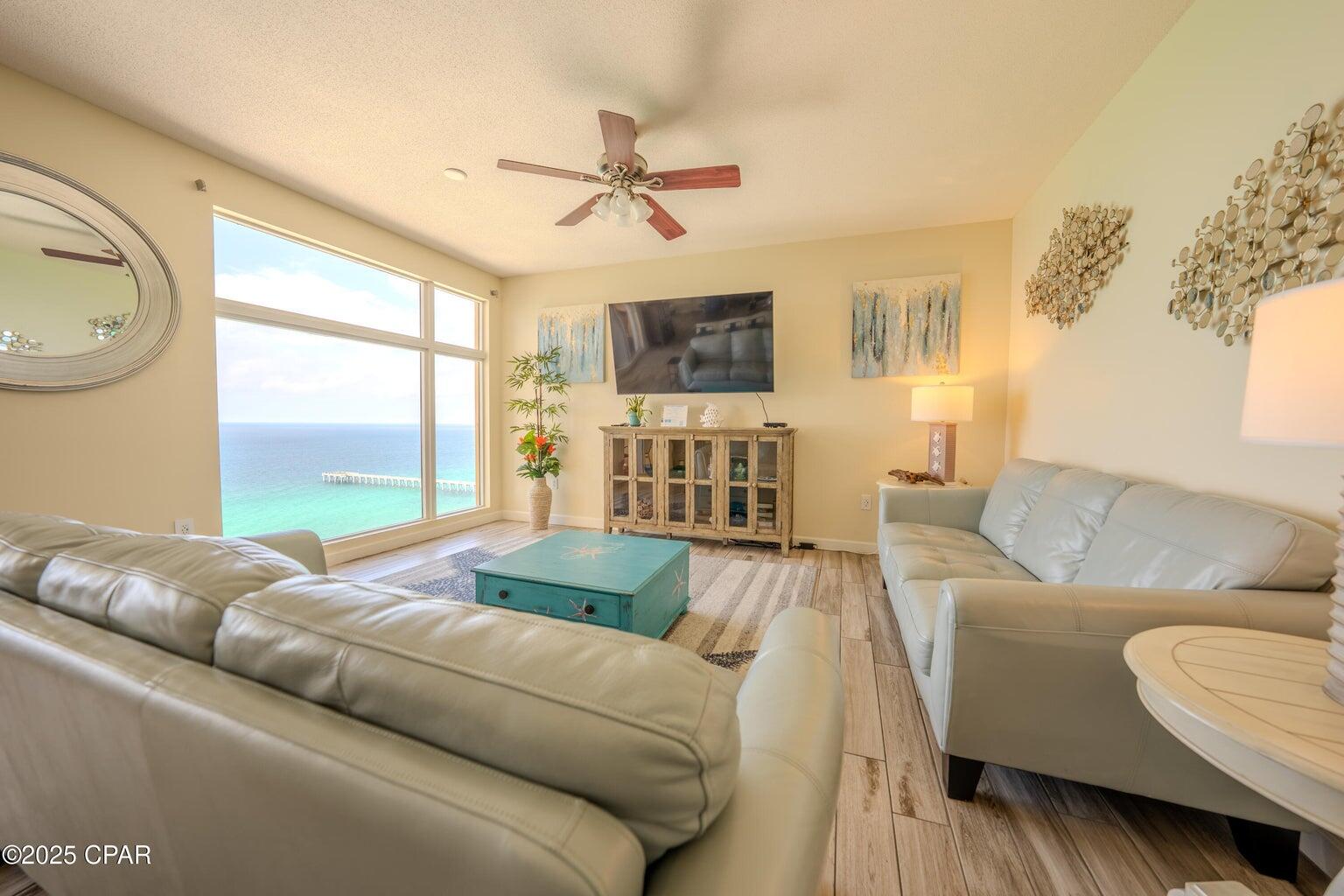 STERLING REEF - Residential