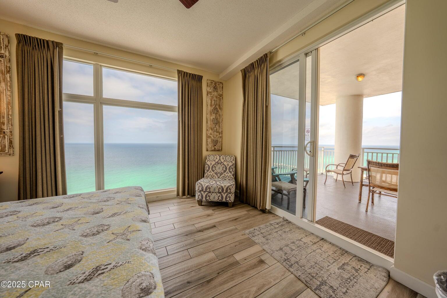 STERLING REEF - Residential