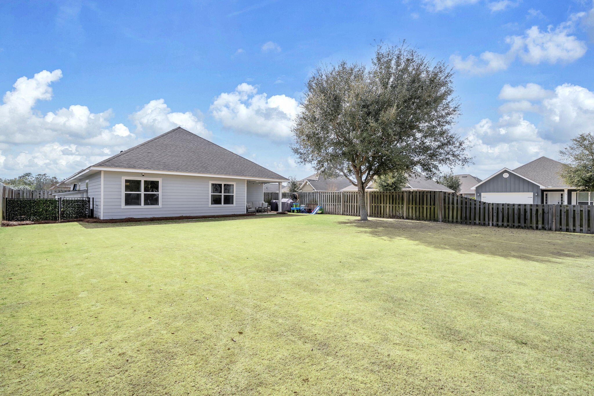 HAMMOCK BAY - Residential