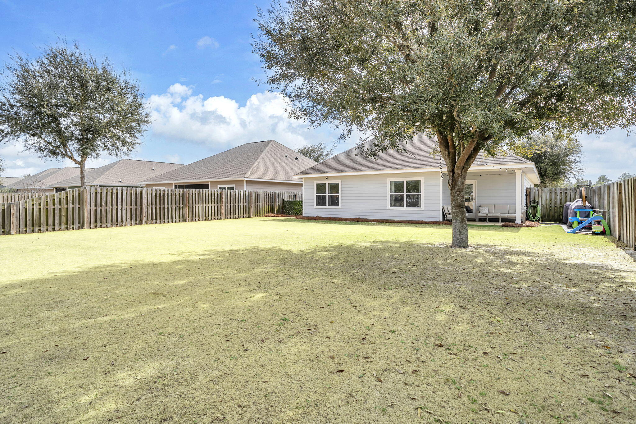 HAMMOCK BAY - Residential