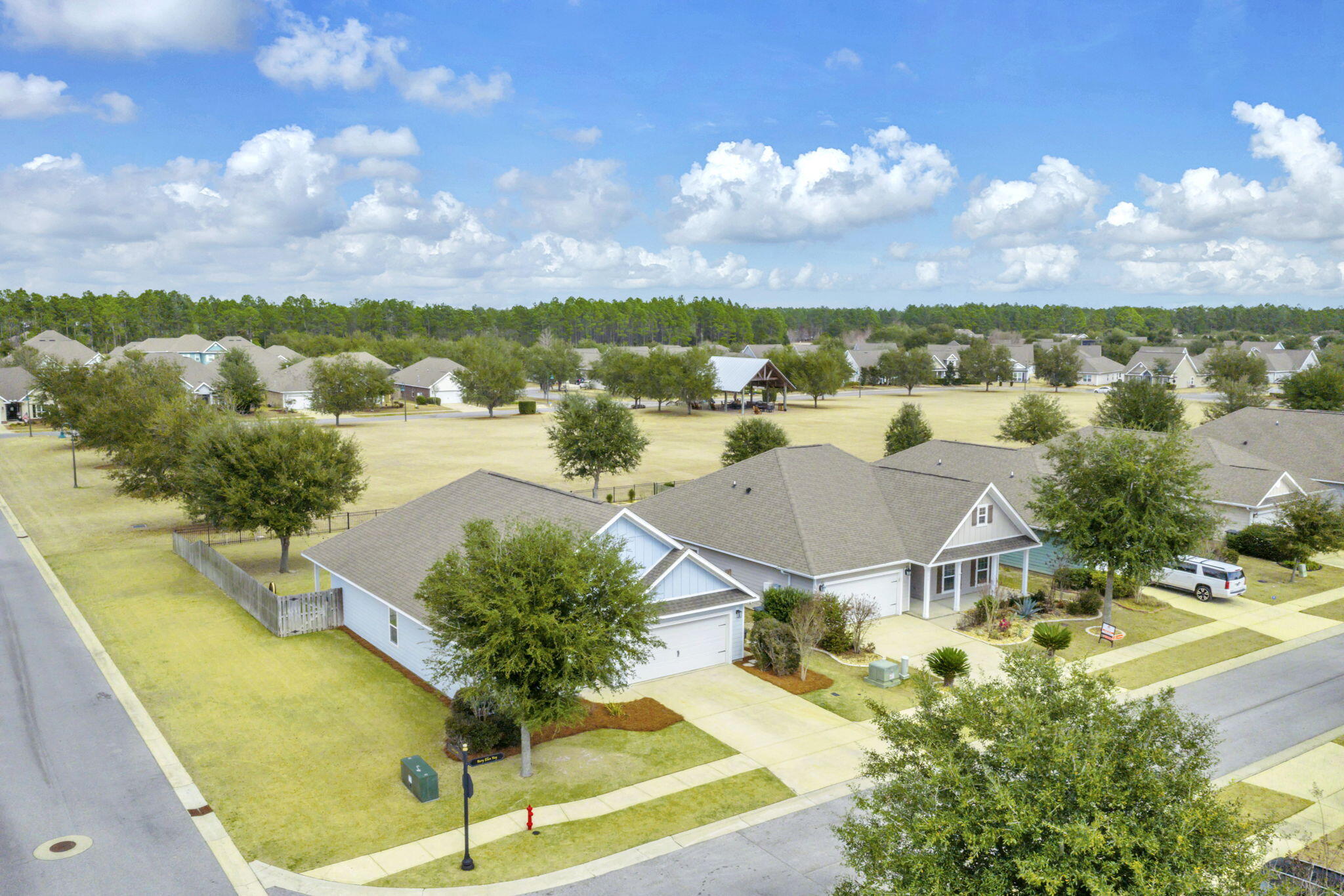 HAMMOCK BAY - Residential