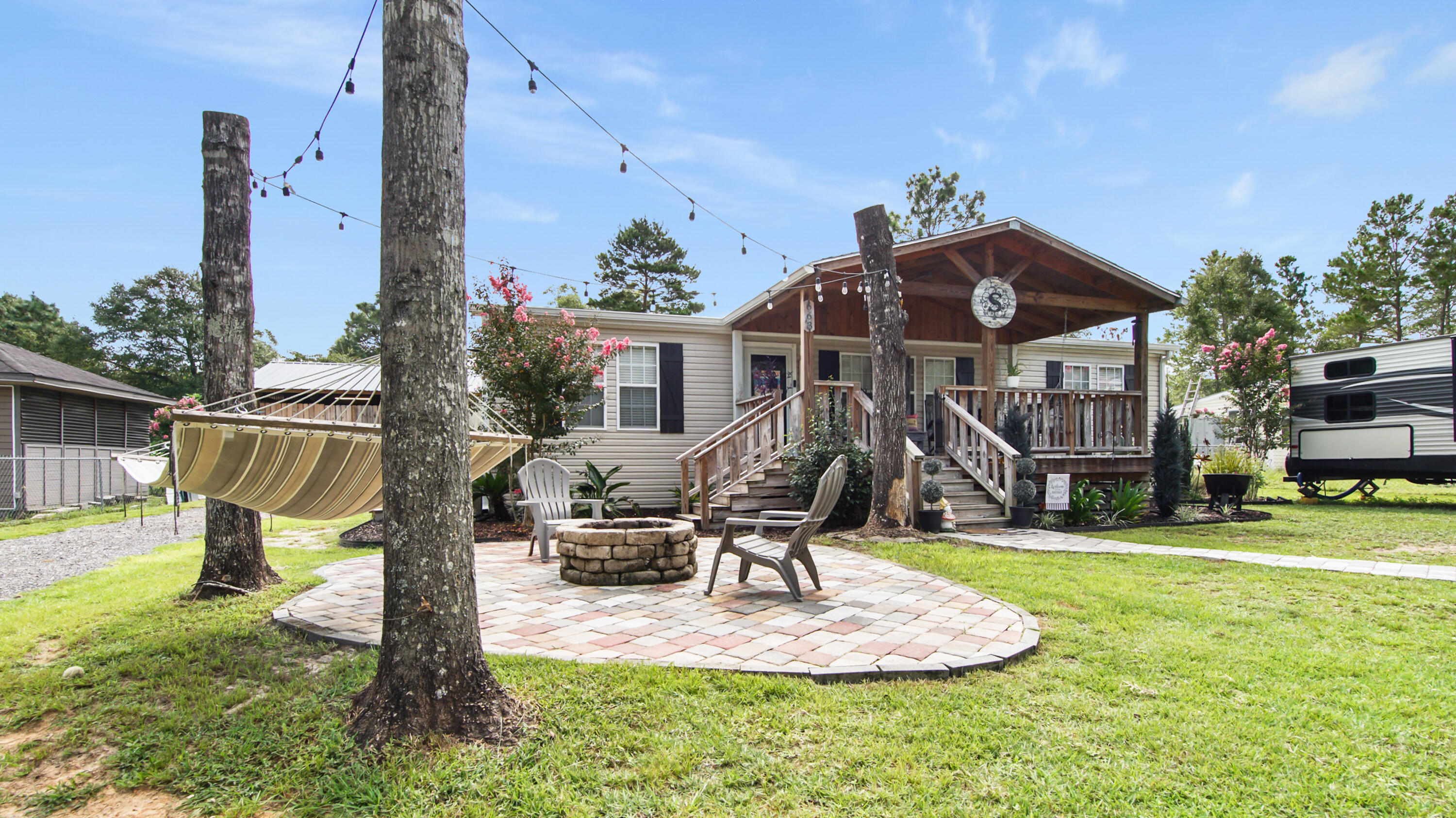 OAKWOOD LAKES ESTATES - Residential
