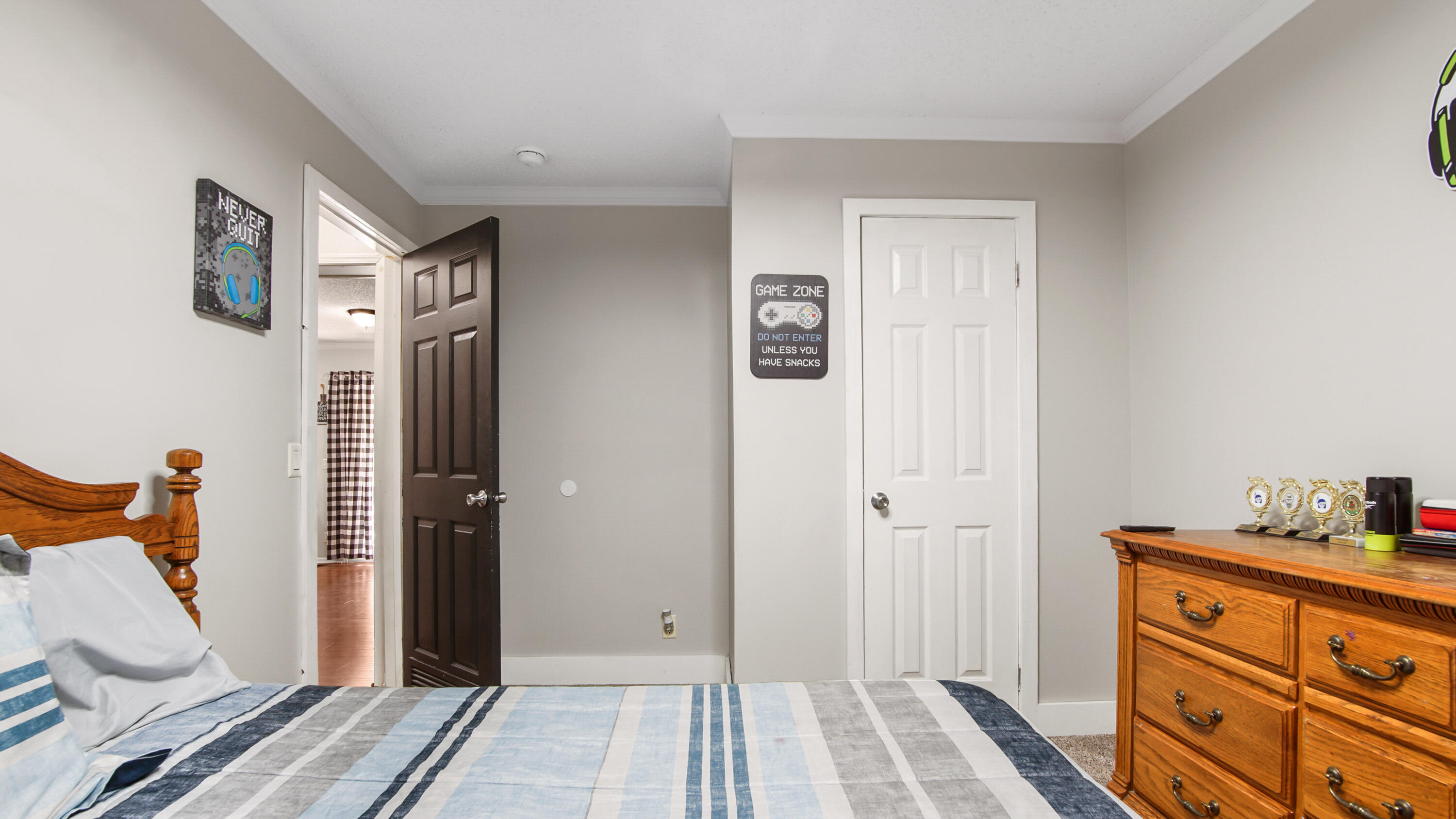 OAKWOOD LAKES ESTATES - Residential
