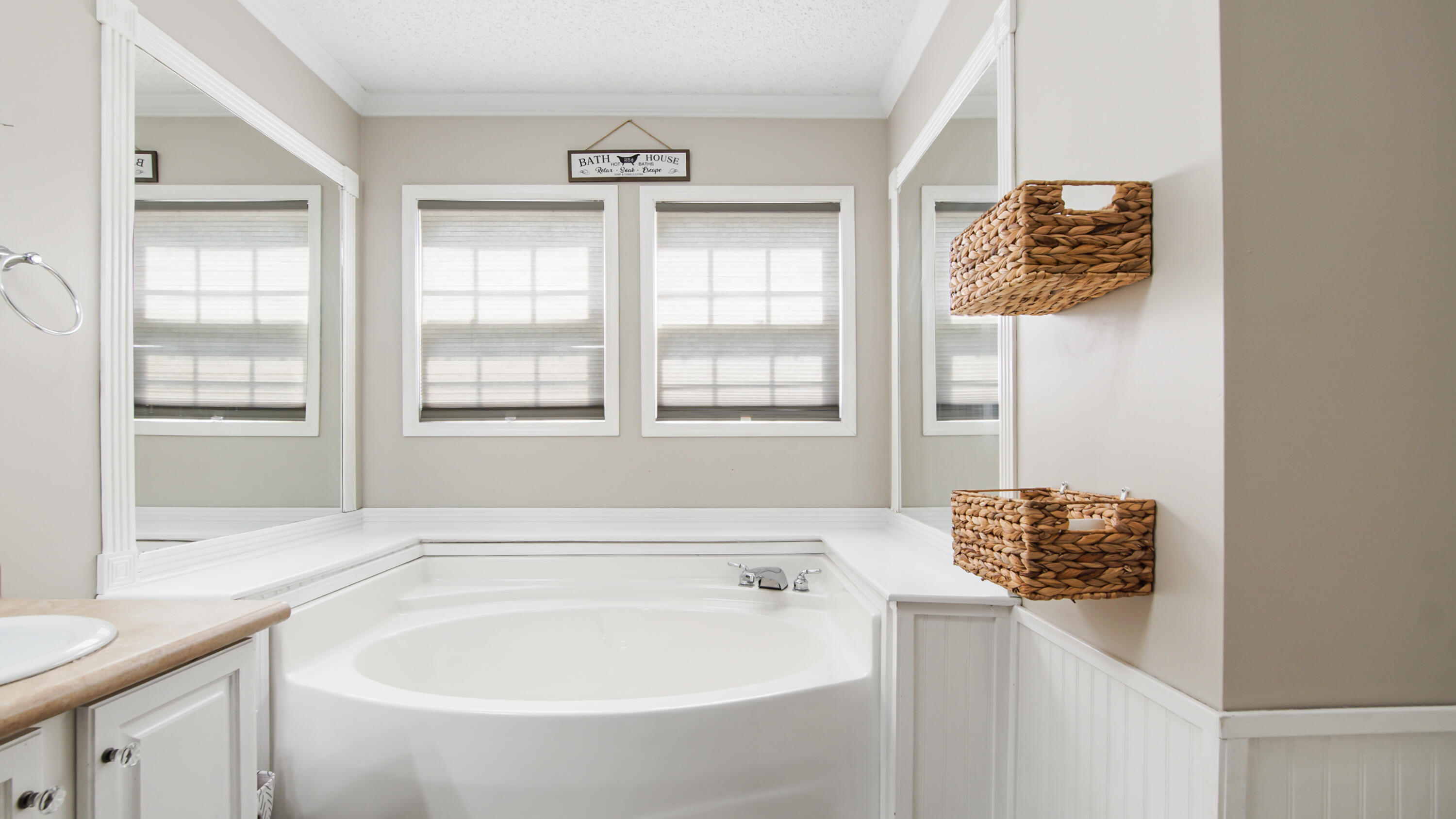 OAKWOOD LAKES ESTATES - Residential