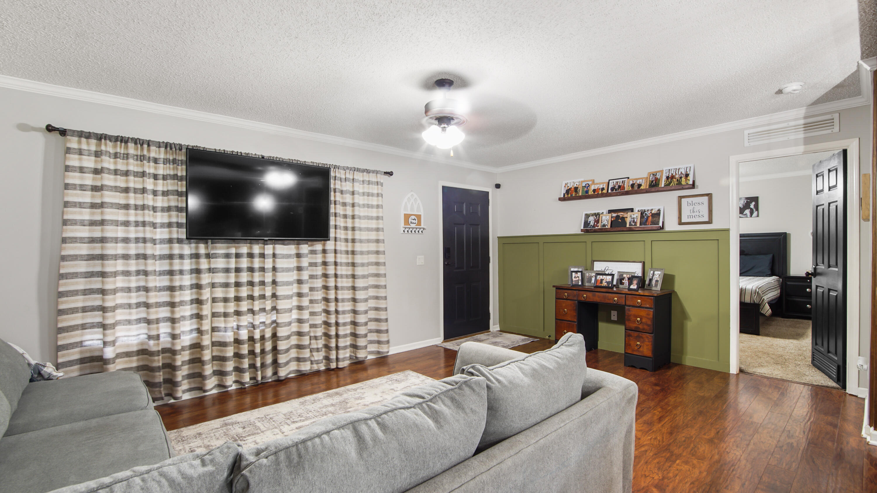 OAKWOOD LAKES ESTATES - Residential
