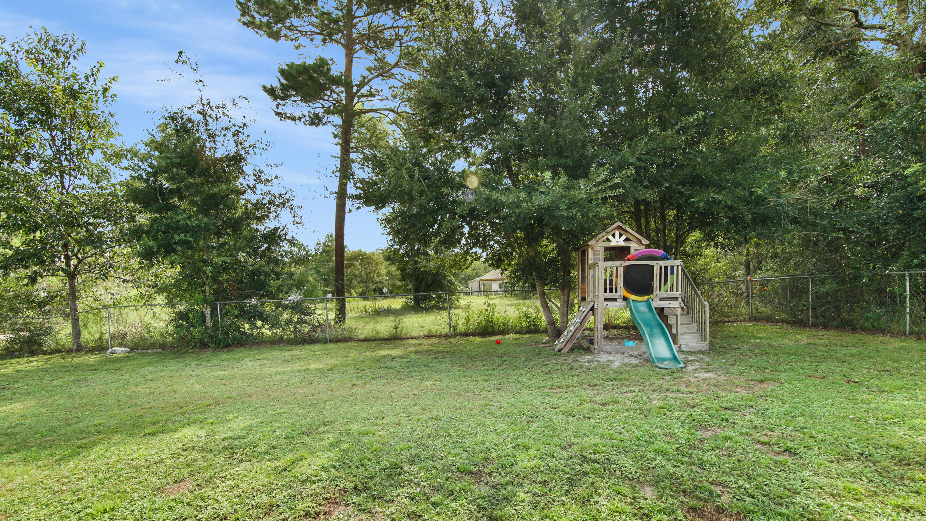 OAKWOOD LAKES ESTATES - Residential