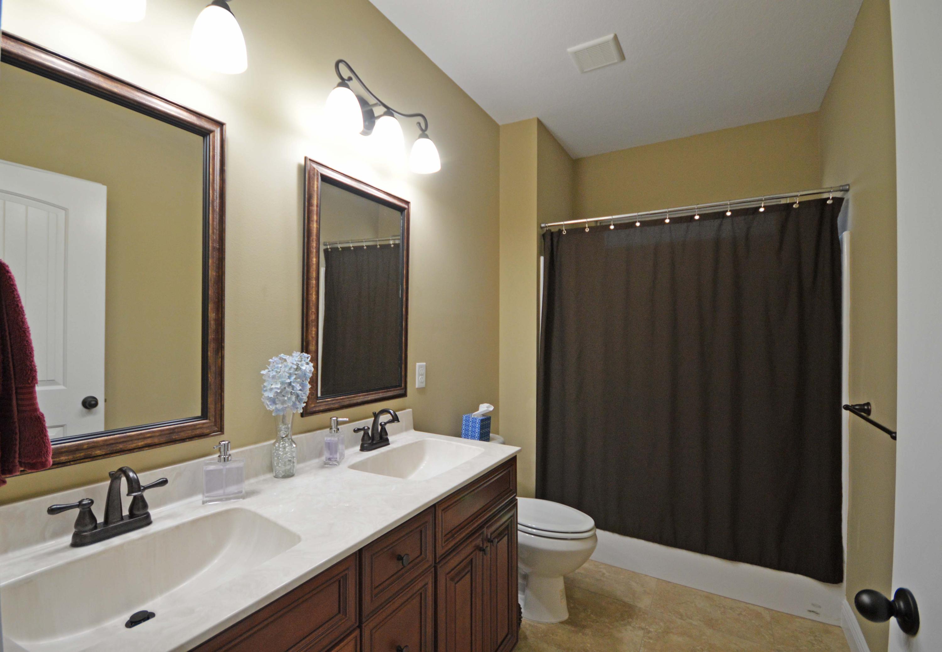 GARNIERS BEACH - Residential