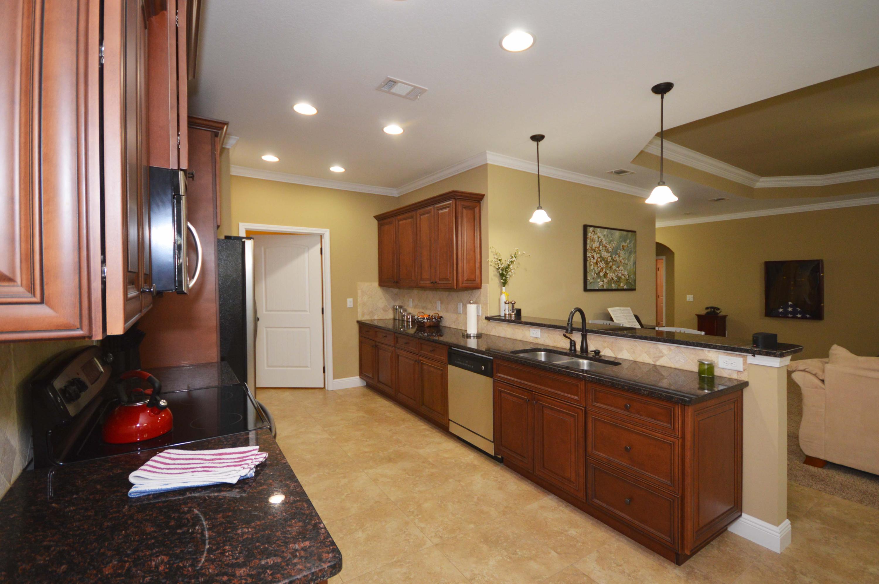 GARNIERS BEACH - Residential