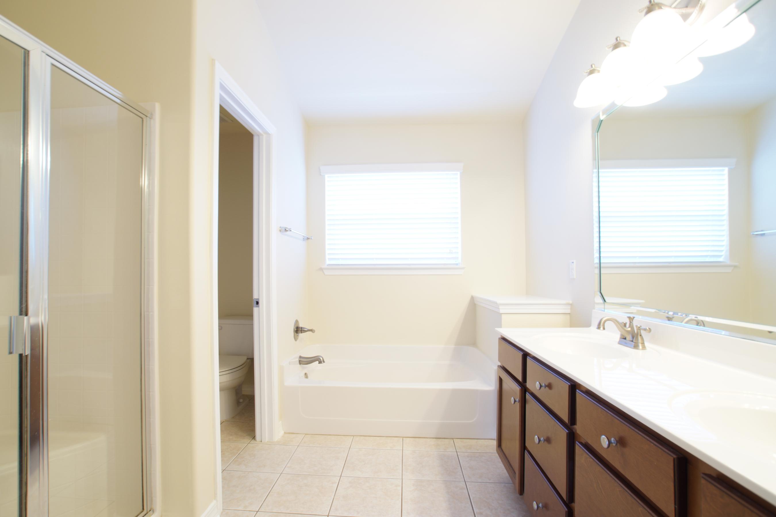 PLANTATION AT SANTA ROSA - Residential