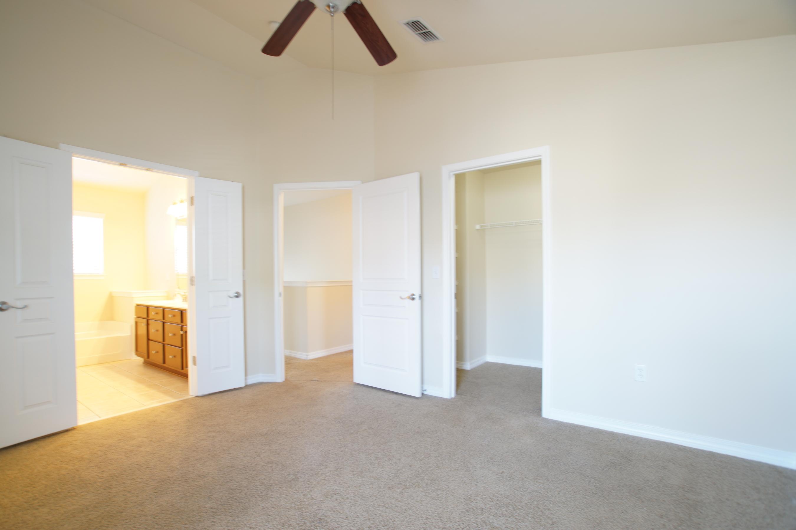 PLANTATION AT SANTA ROSA - Residential