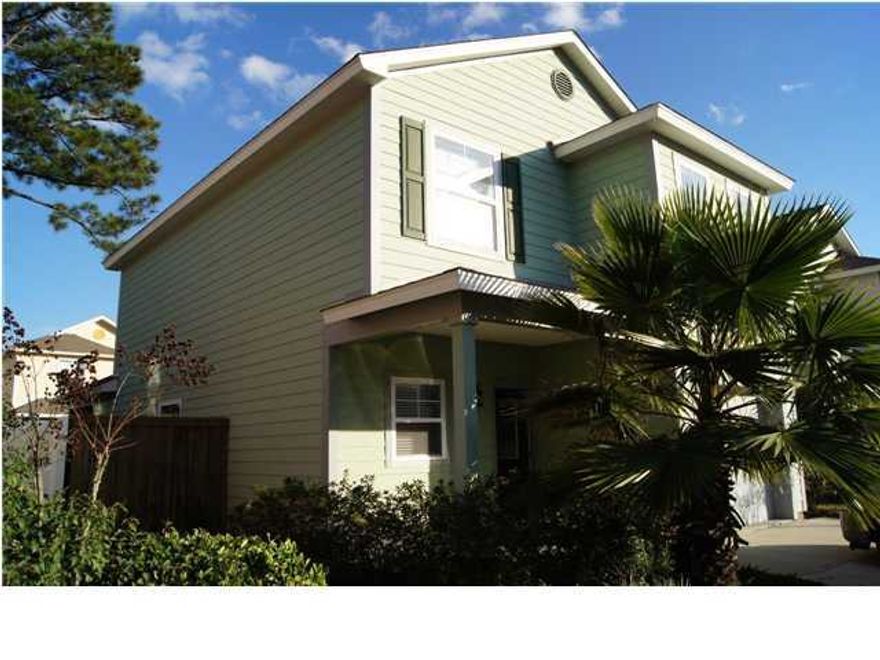 A 4 bedroom 3 bath home in the neighborhood of Plantation at Santa Rosa. Interior features include tile flooring in the kitchen & dining/living area, black stainless steel appliances, rounded corners, fresh paint, a first floor bedroom and access to the back patio from the living room. The master suite boasts a large walk in closet, double vanity, garden tub and separate shower. There is a nice privacy fenced back yard as well. Santa Rosa Plantation has a community pool and is centrally located just minutes to shopping, dining, Grand Blvd, Sandestin & the Beaches of South Walton. Great for a long term rental or just the the perfect place to call home.