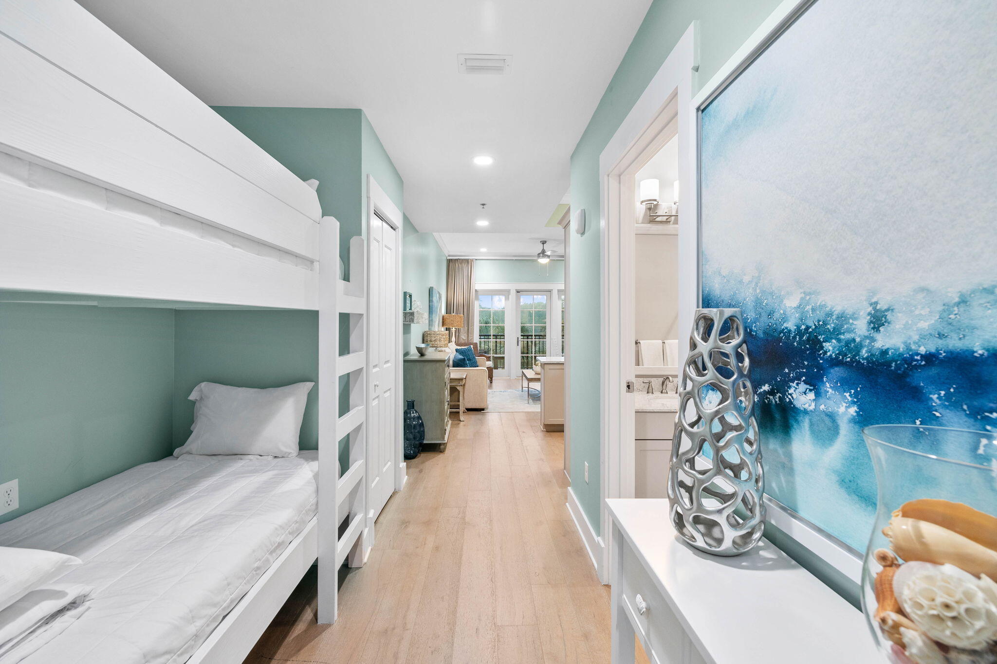 HENDERSON LOFTS - Residential