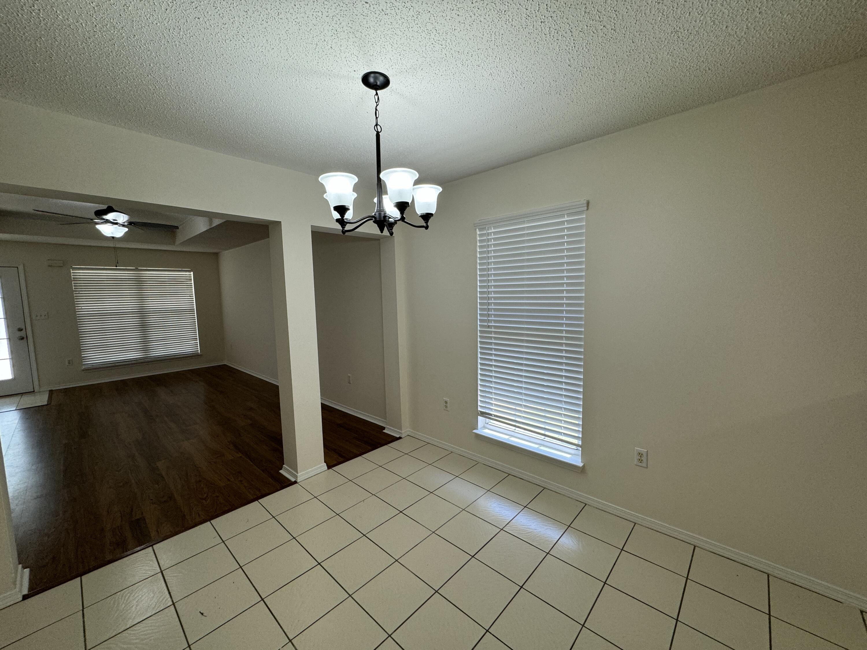 THE BUNGALOWS AT BLUEWATER BAY - Residential Lease