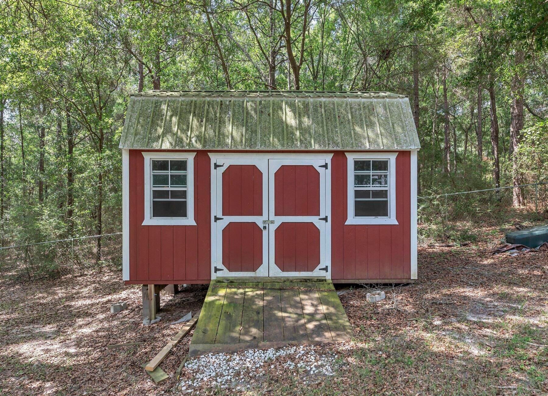 KENNEDY LAKES 1ST ADDN - Residential