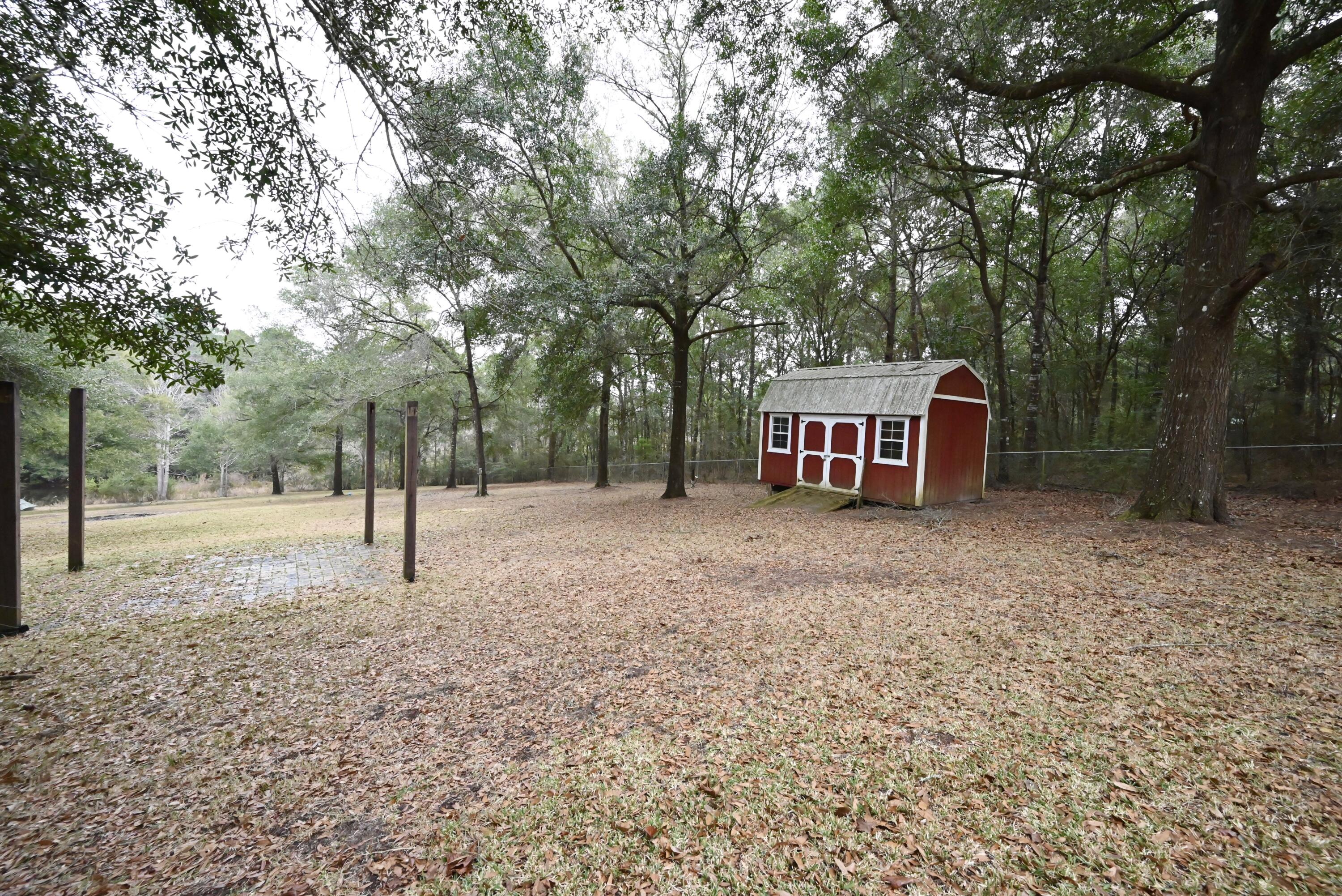 KENNEDY LAKES 1ST ADDN - Residential