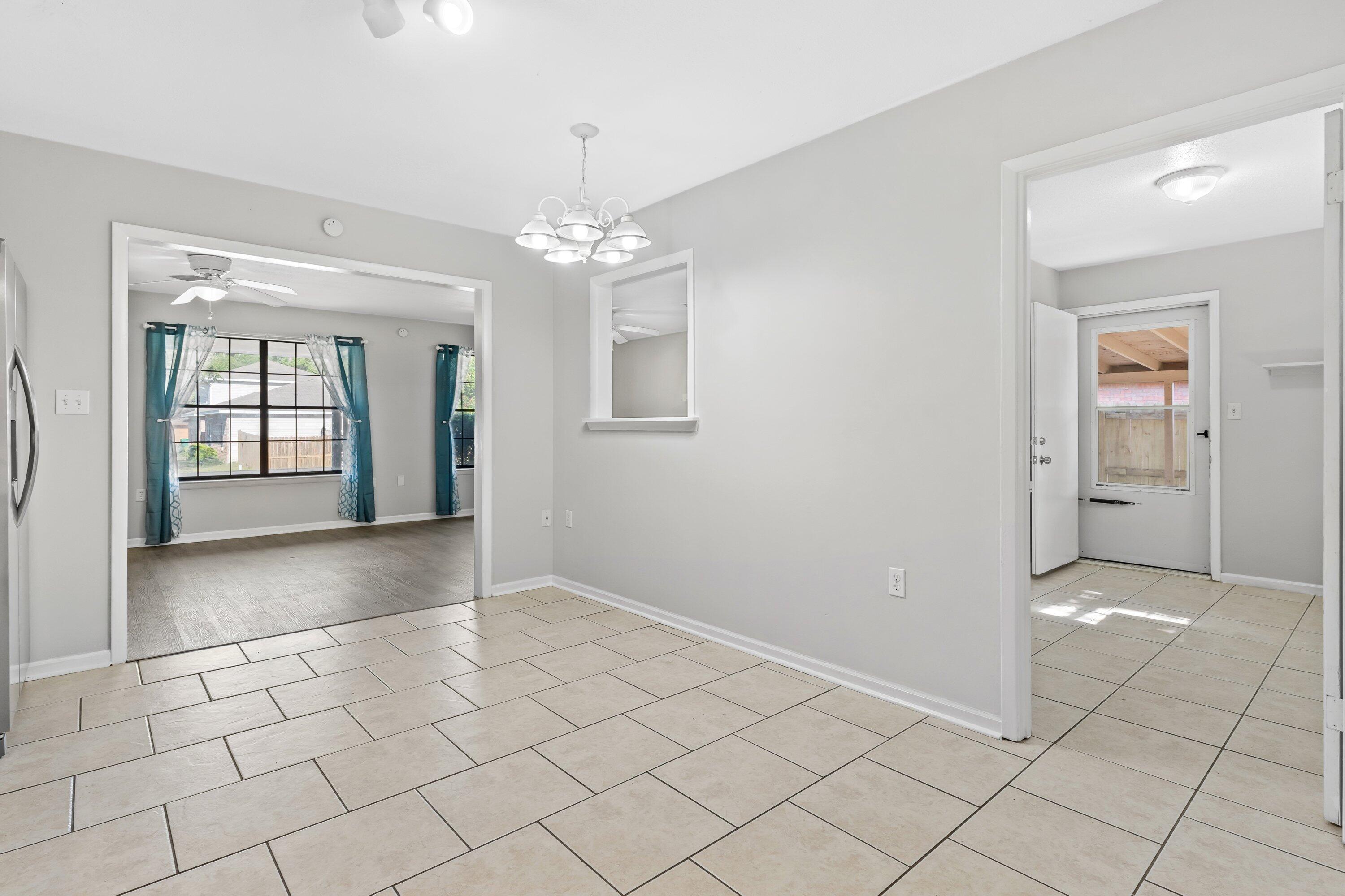 WYNNEHAVEN BEACH ESTATES - Residential