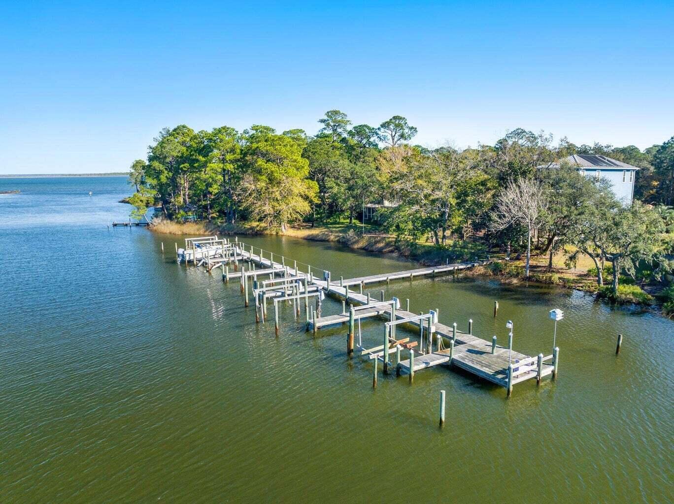 OSPREY COVE T/H UNREC - Residential