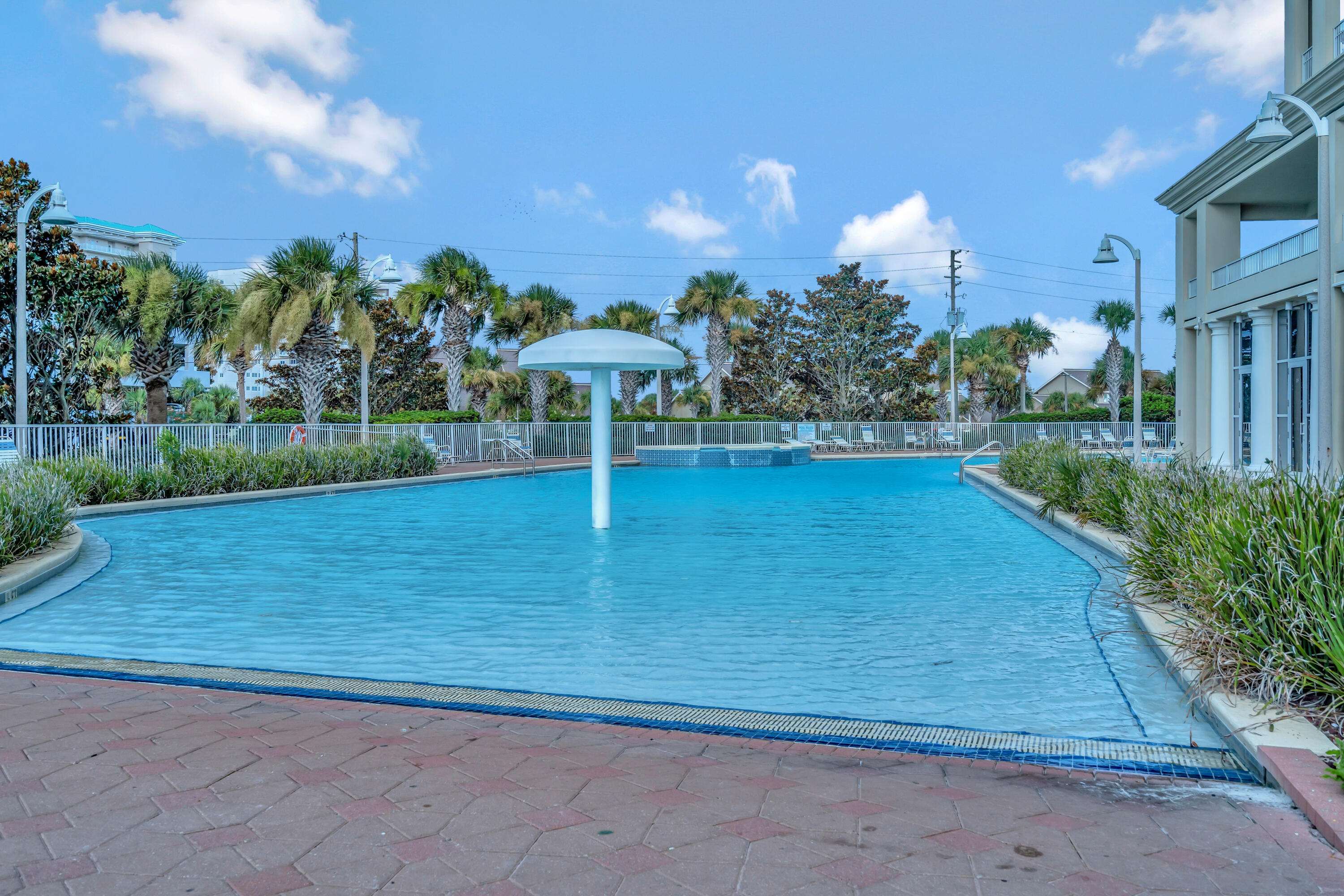 ARIEL DUNES CONDO - Residential