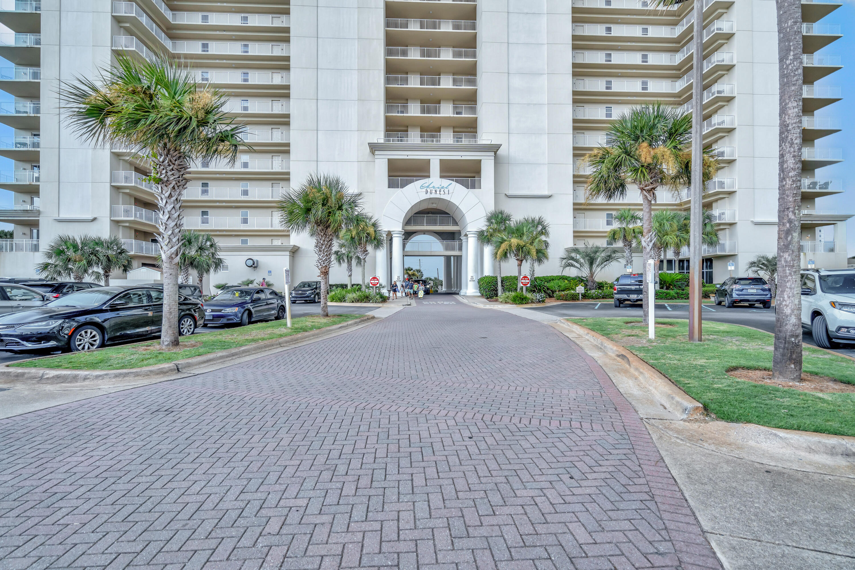 ARIEL DUNES CONDO - Residential