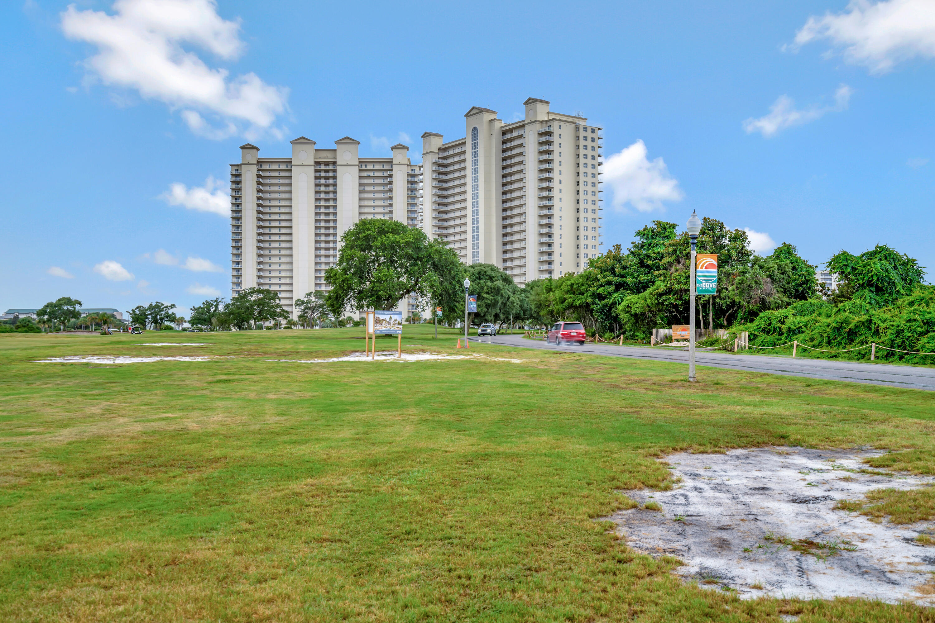 ARIEL DUNES CONDO - Residential