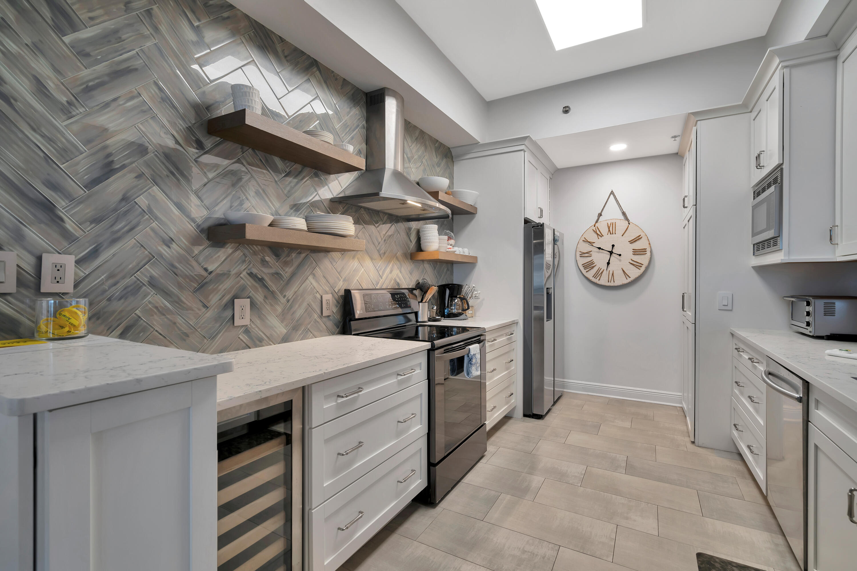 ARIEL DUNES CONDO - Residential