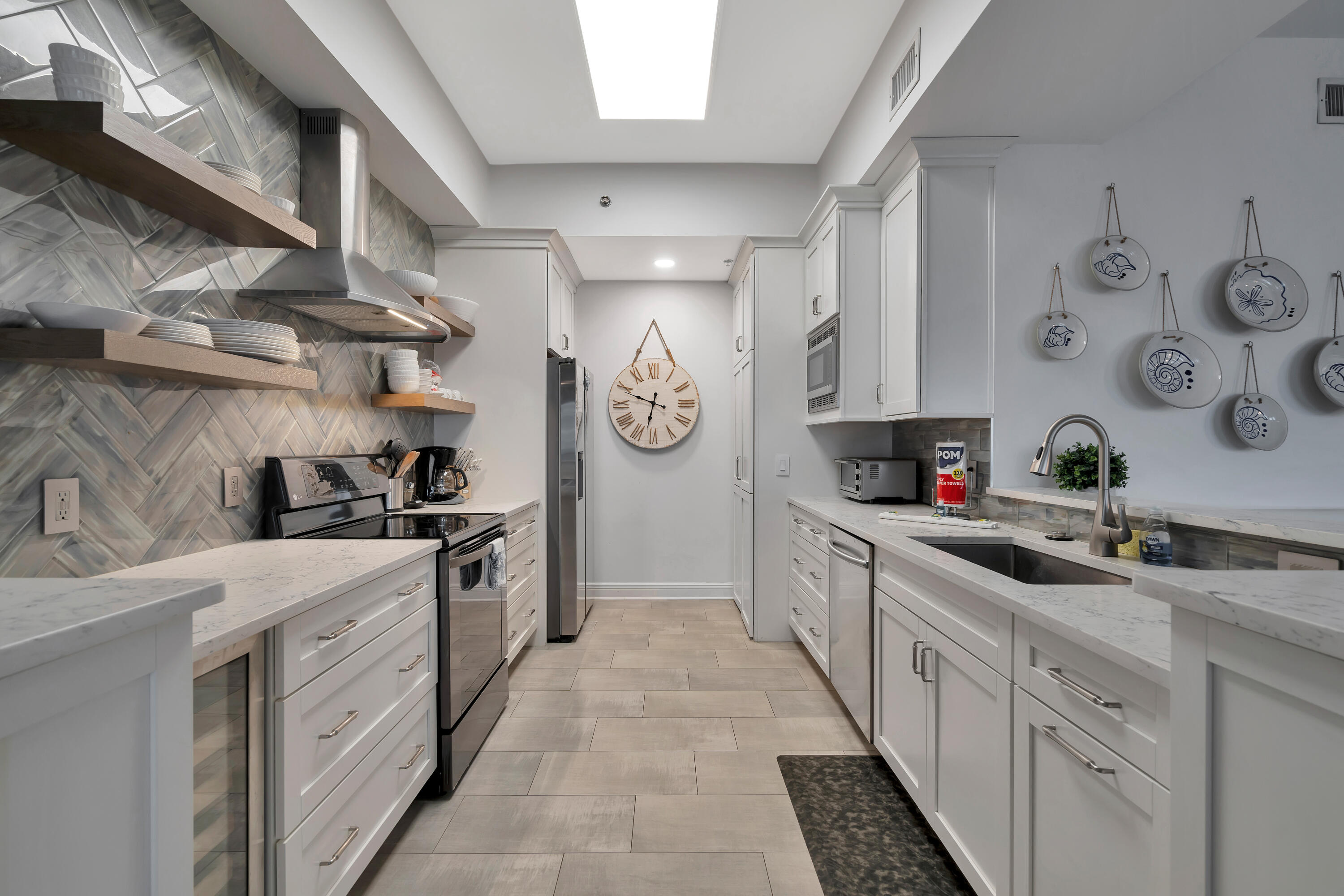 ARIEL DUNES CONDO - Residential