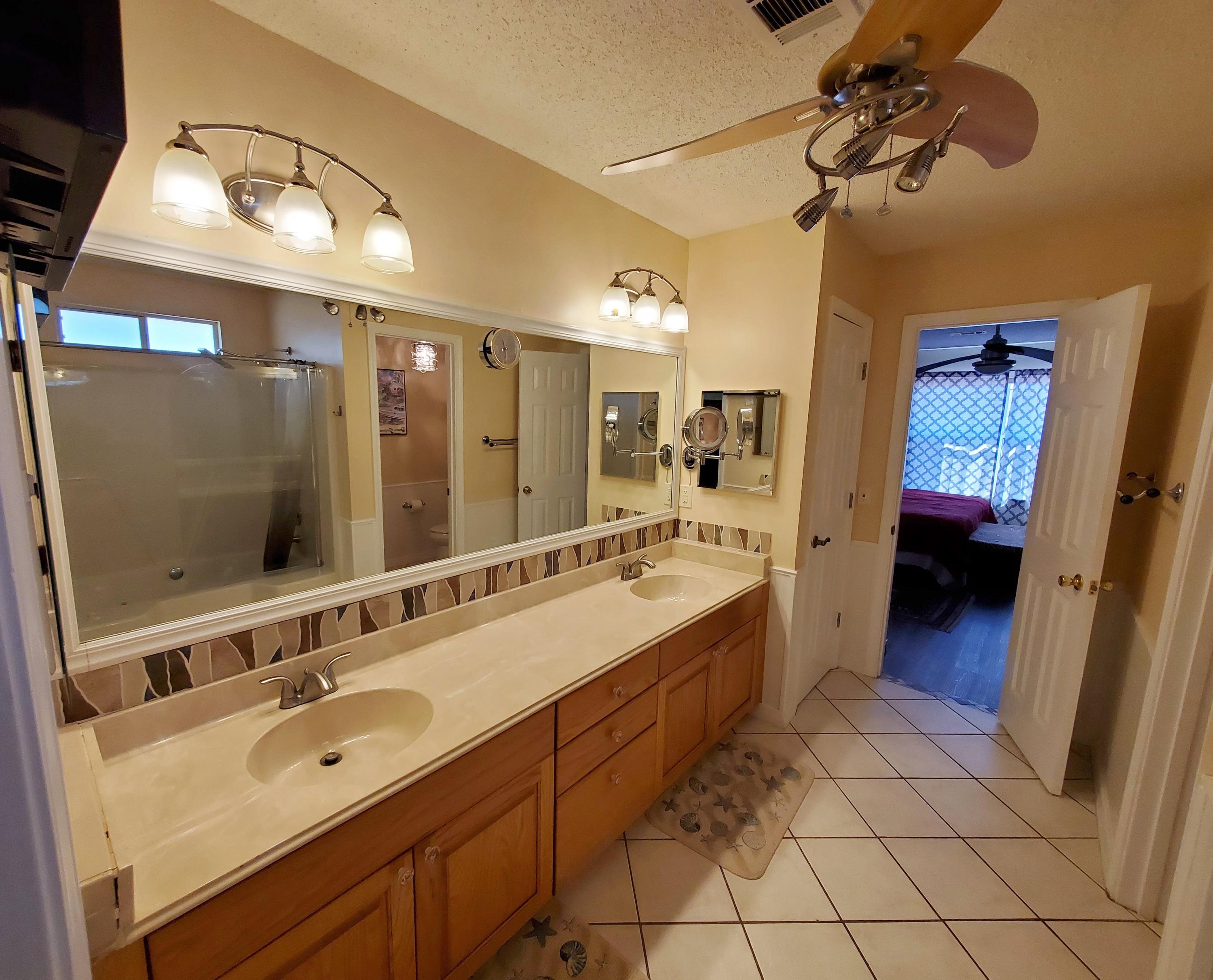 RAINTREE ESTATES - Residential