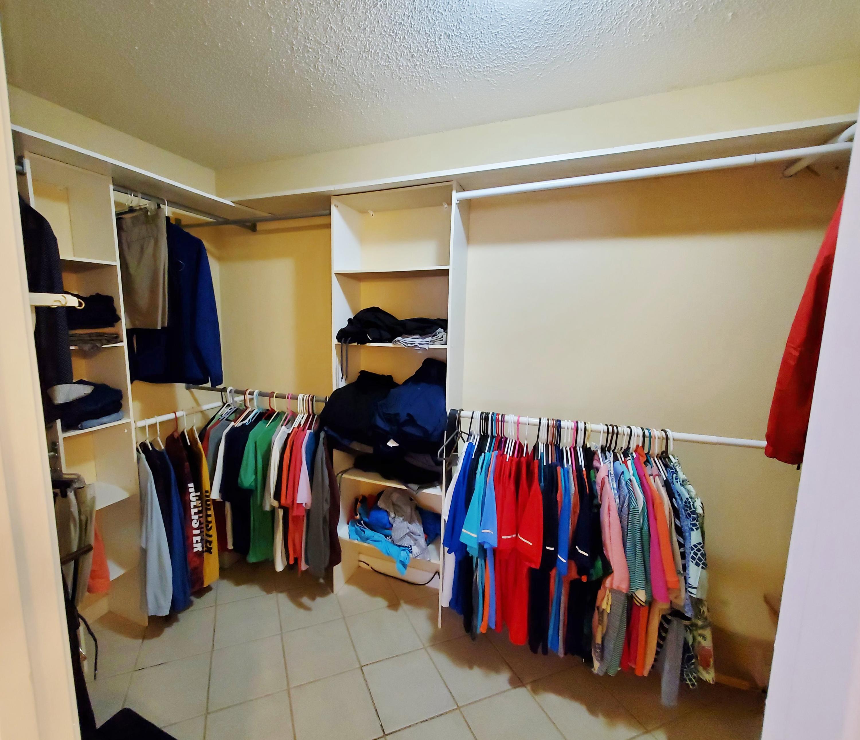 RAINTREE ESTATES - Residential