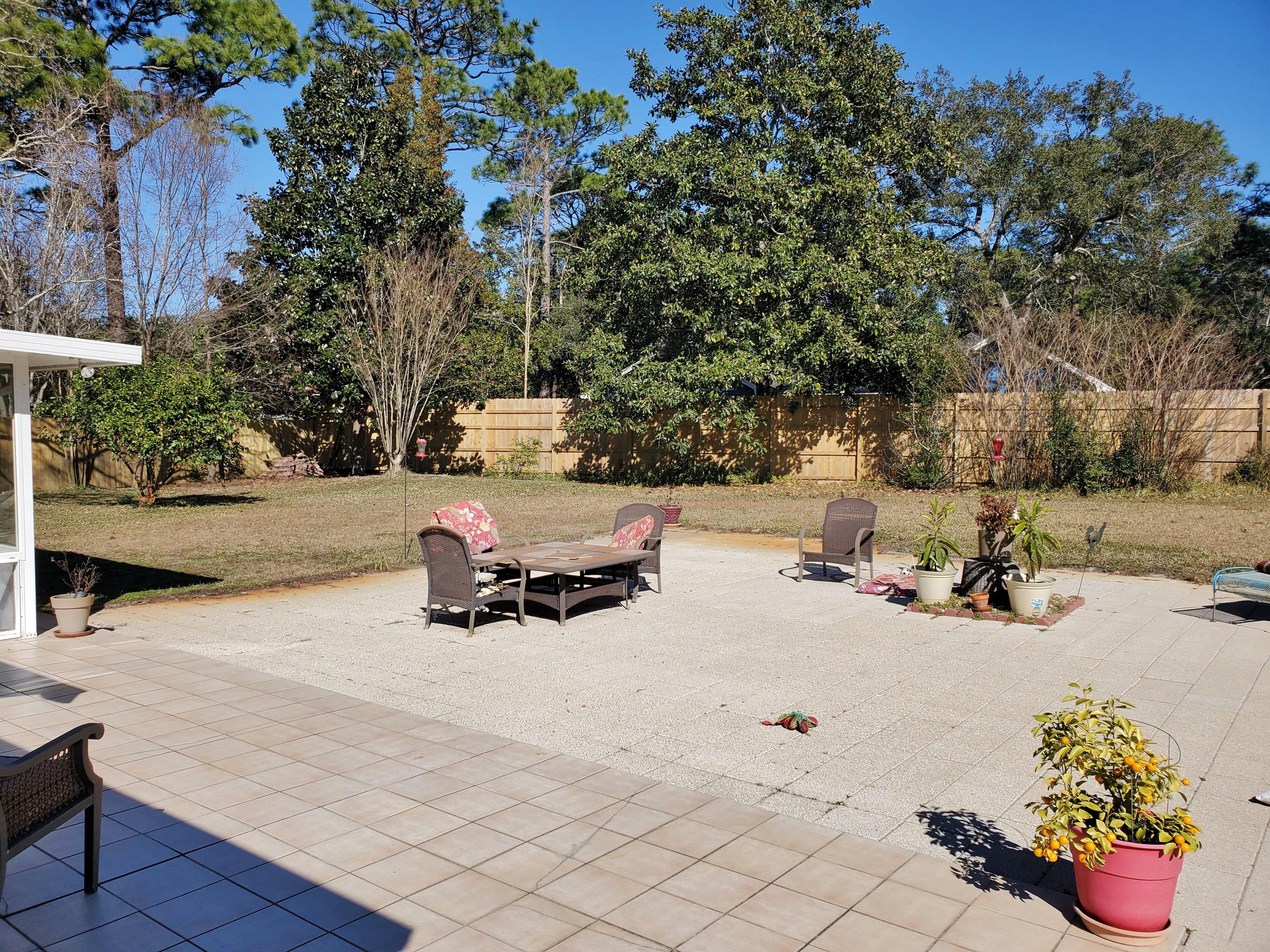 RAINTREE ESTATES - Residential