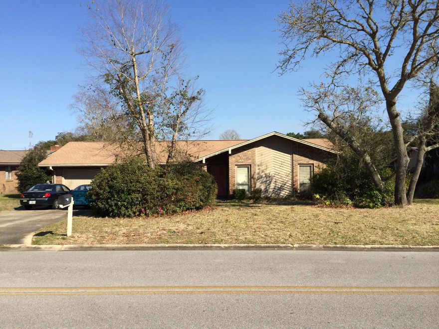 Short sale. With some TLC this could be a wonderful home. Great location, close to schools, shopping, Eglin Air Force Base and the regional airport.Buyer to verify all pertinent data. Property to be sold AS IS.