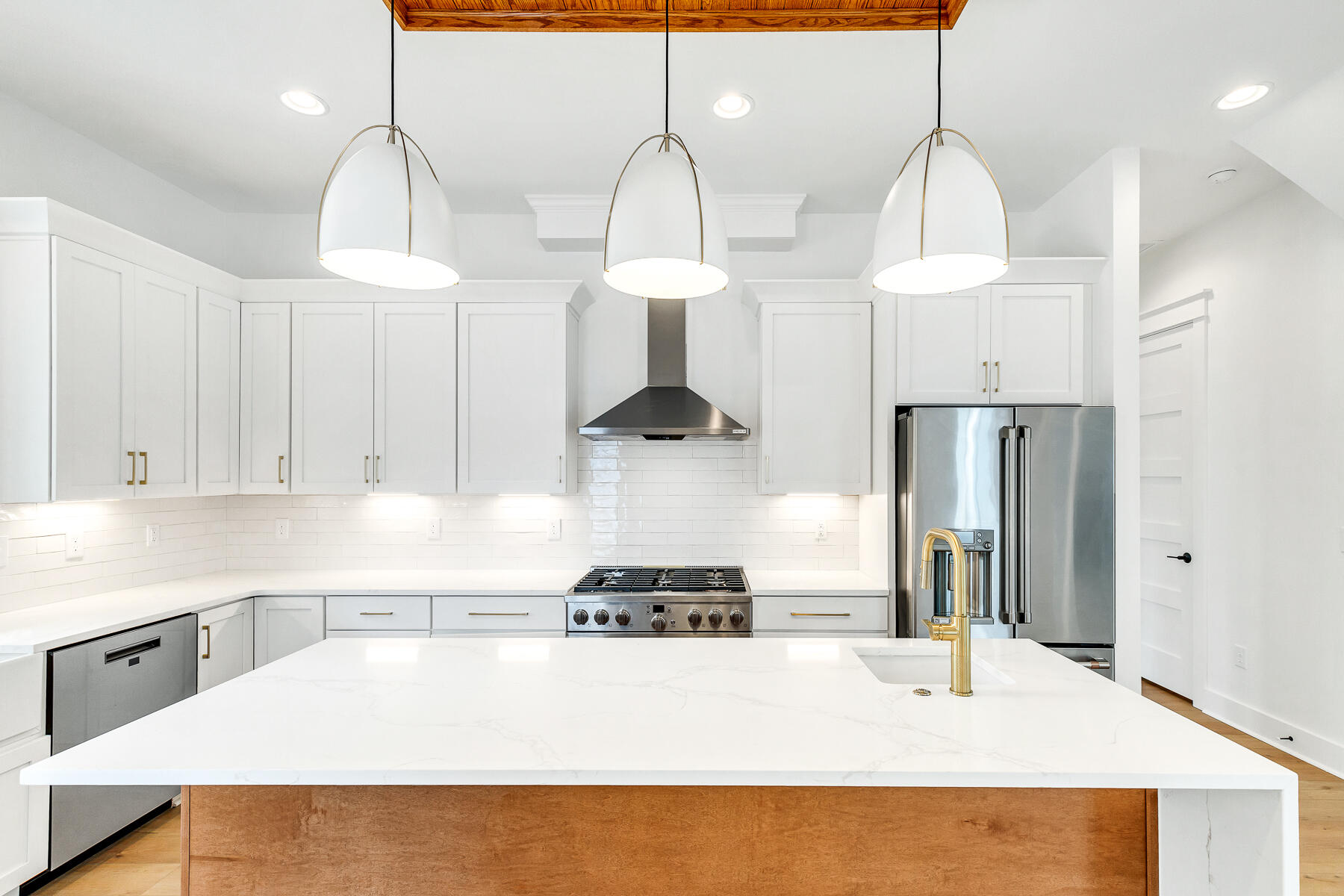 BEACH HIGHLAND 1ST ADD - Residential