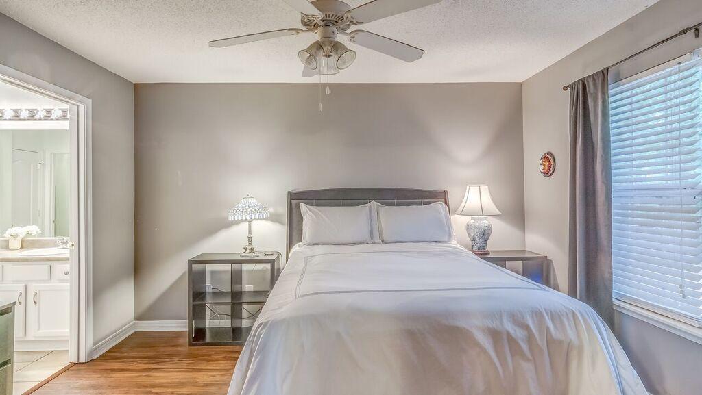 THE PINES - Residential