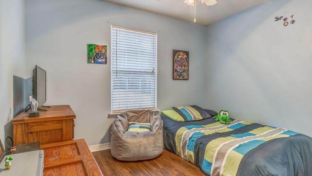 THE PINES - Residential