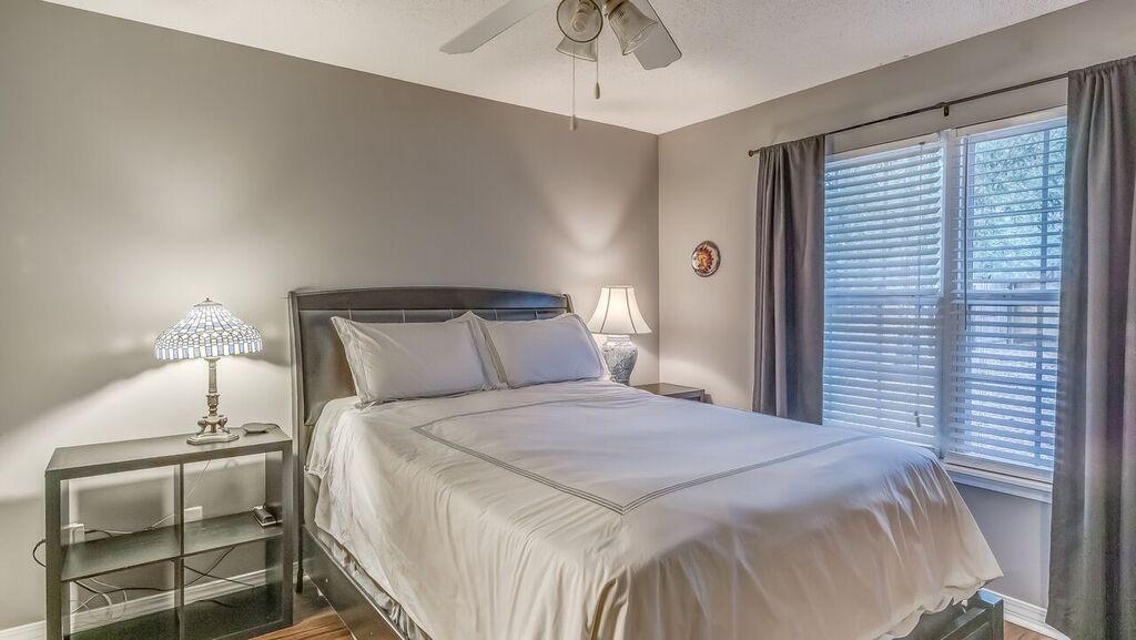 THE PINES - Residential